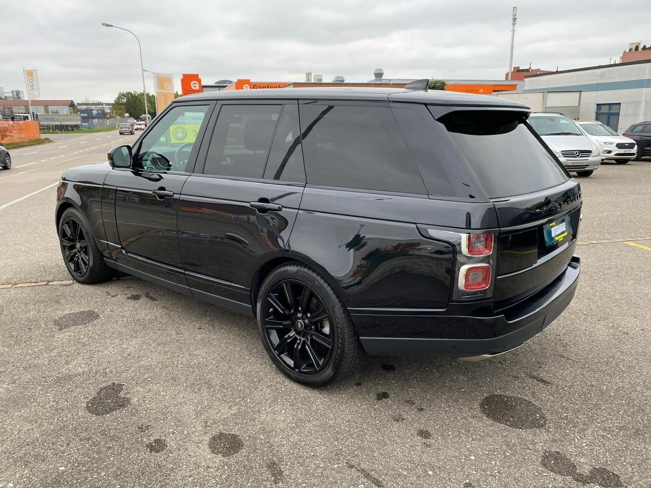 LAND ROVER Range Rover 3.0 SDV6 HSE Automatic-image-2