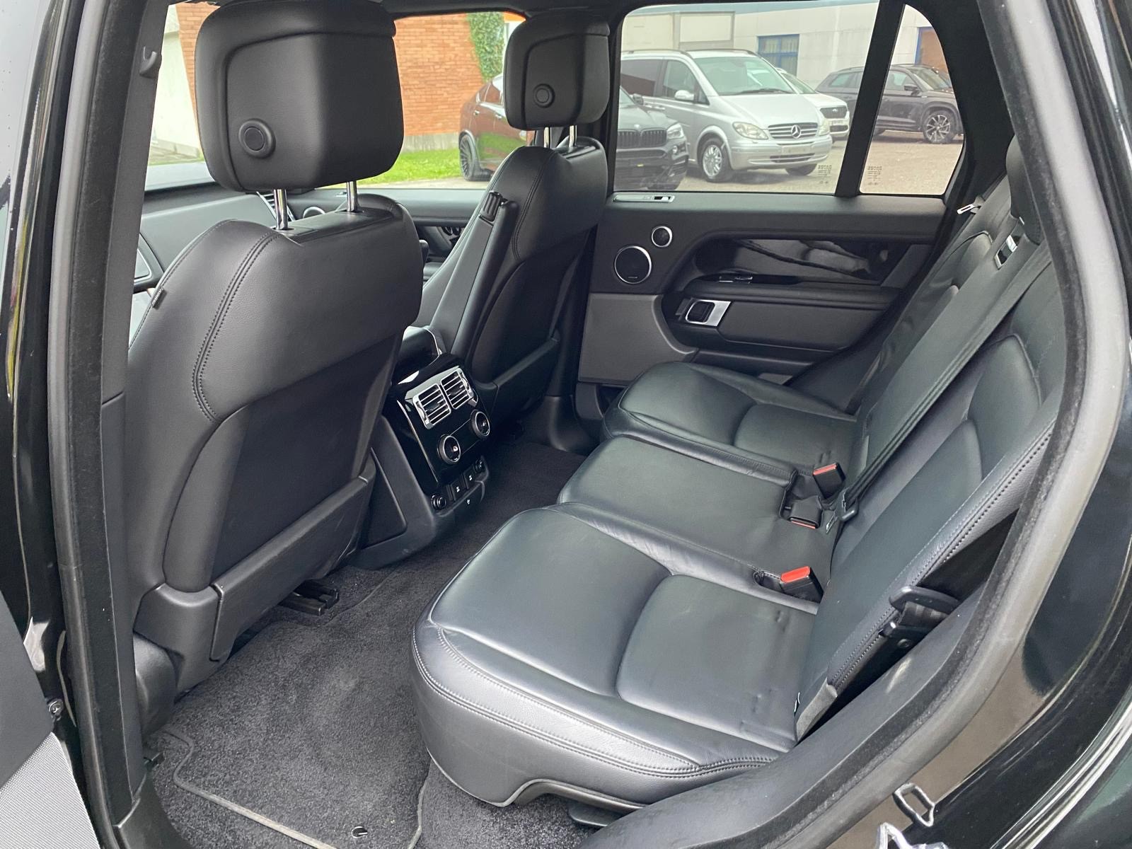 LAND ROVER Range Rover 3.0 SDV6 HSE Automatic-image-5