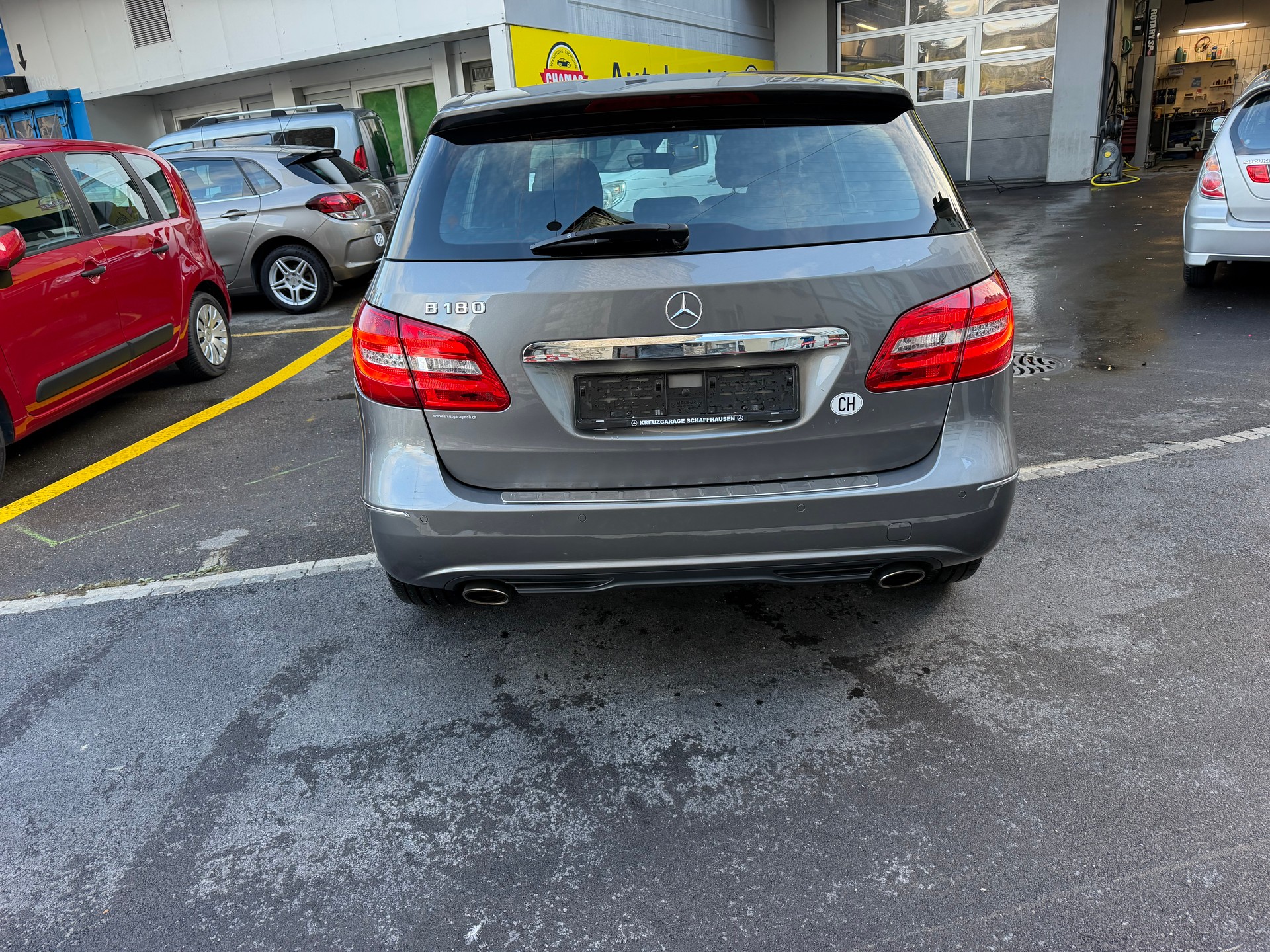 MERCEDES-BENZ B 180 7G-DCT-image-6