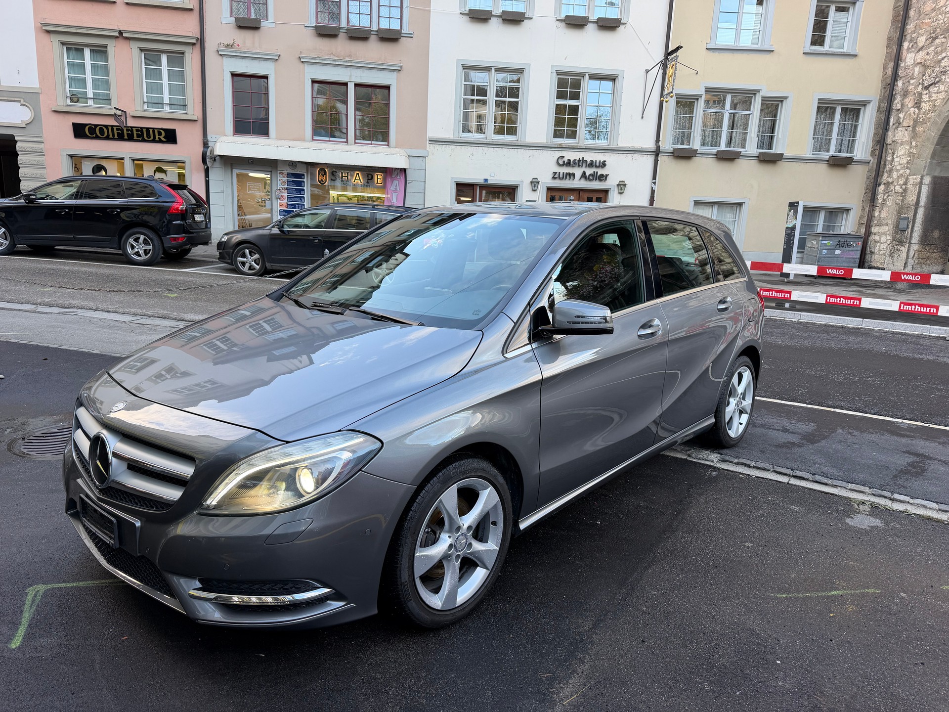 MERCEDES-BENZ B 180 7G-DCT-image-1