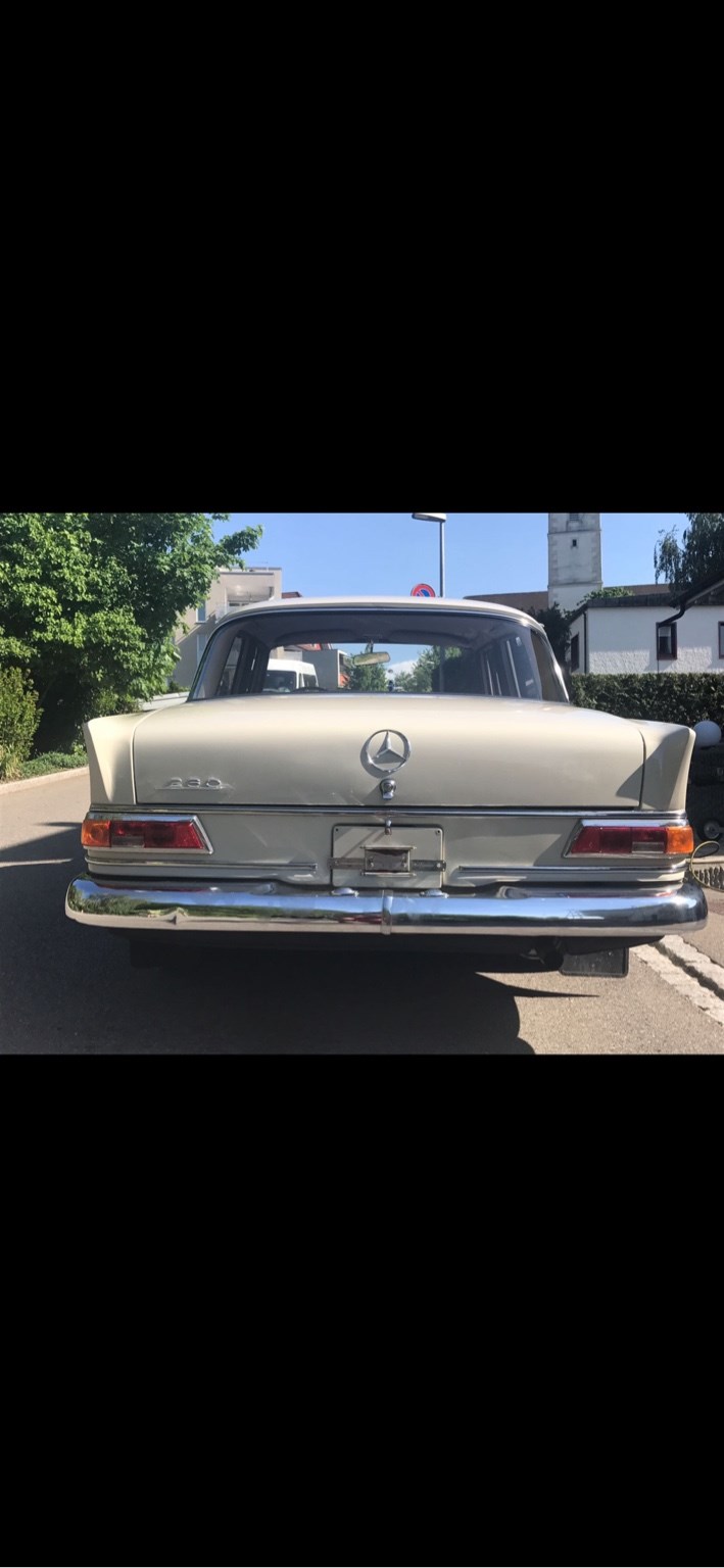 MERCEDES-BENZ 230 Kleine Heckflosse-image-10