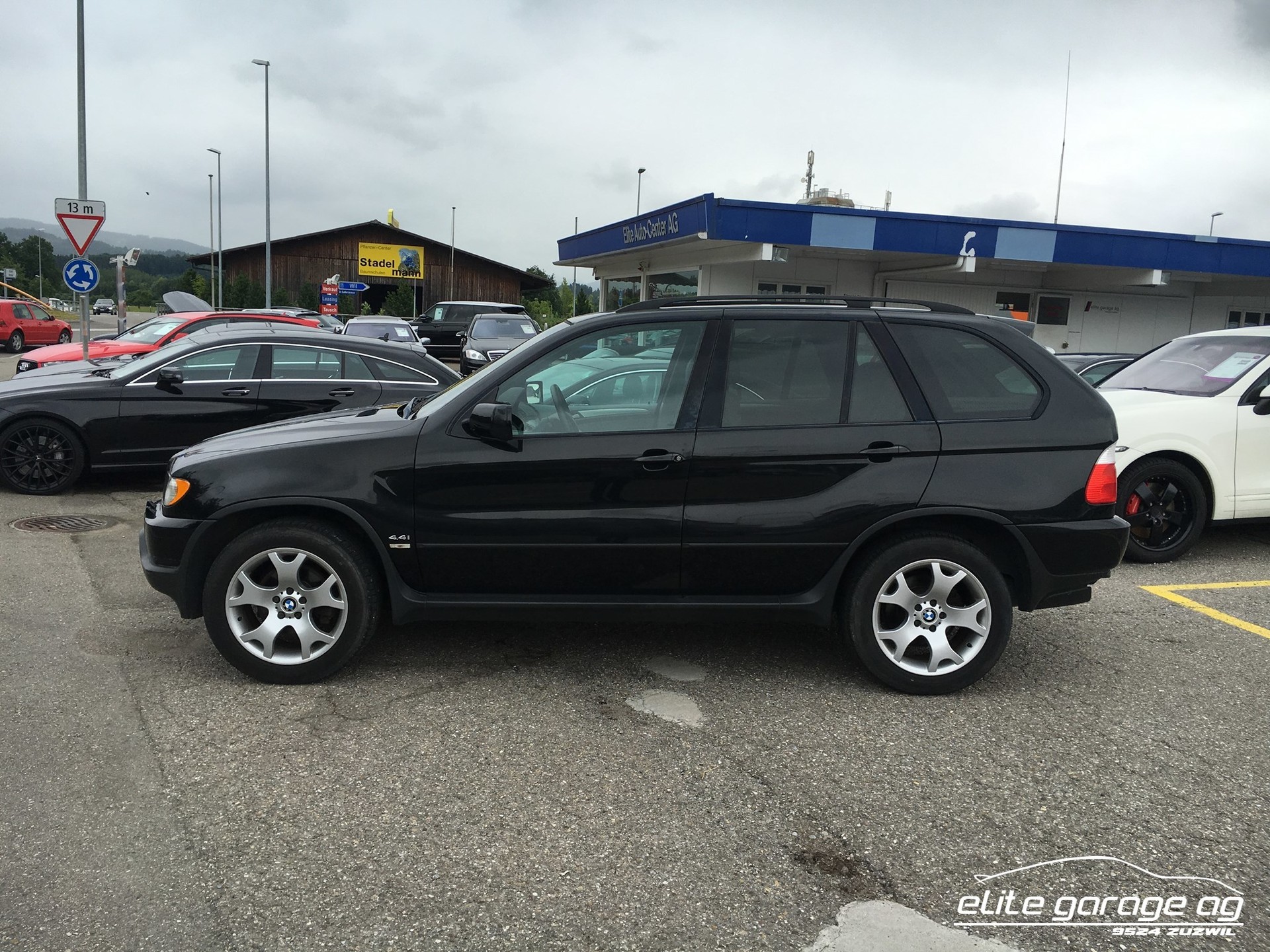 BMW X5 4.4i-image-3