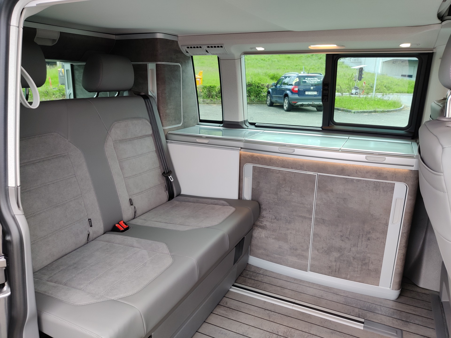 VW T6.1 California 2.0 TDI Ocean Edition Liberty 4Motion 100% Diffsperre-image-5