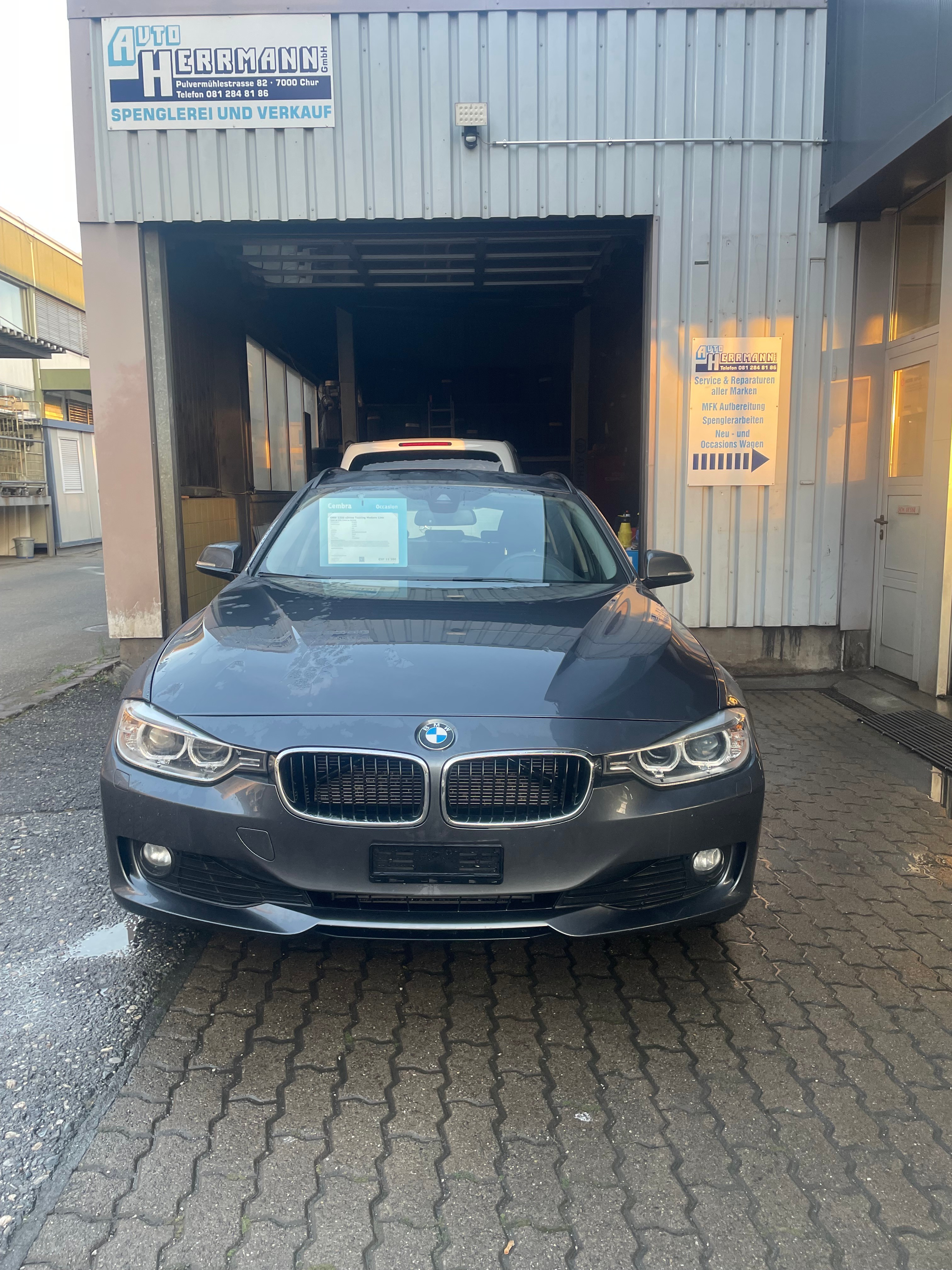 Car photo