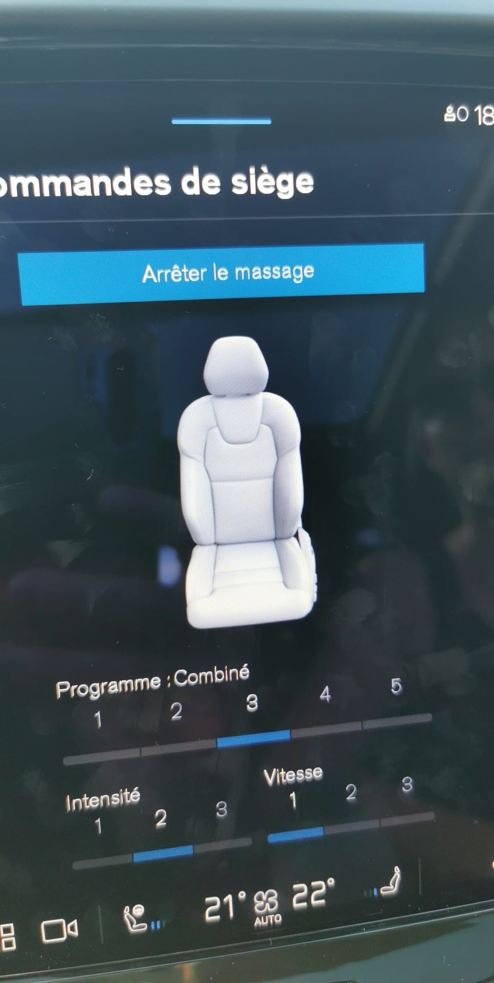 VOLVO XC60 B4 Diesel Mild Hybrid AWD Ultimate Bright Geartronic-image-3