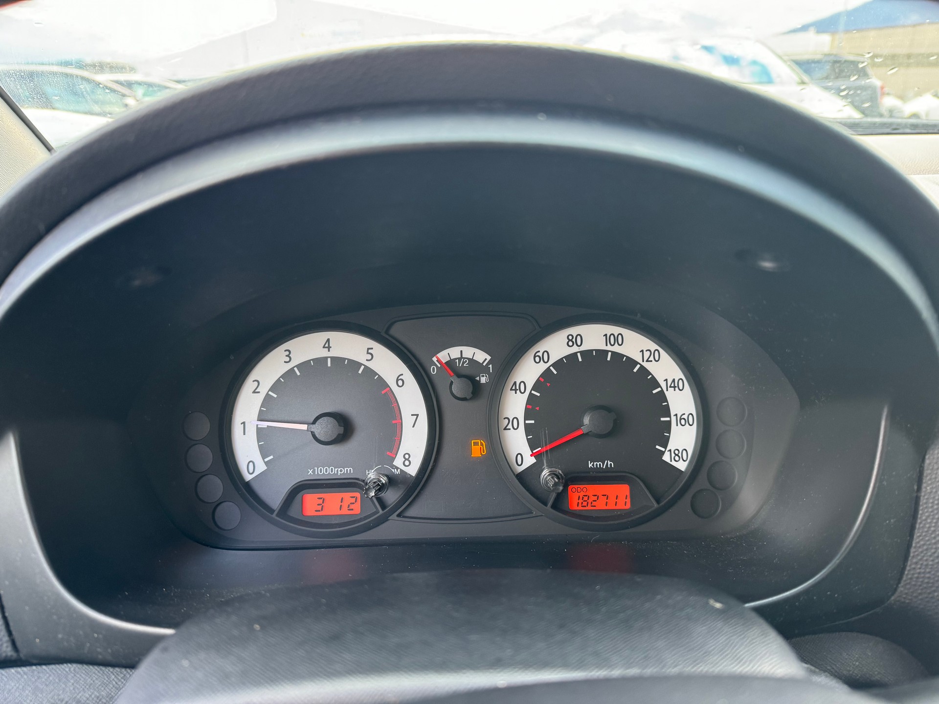 KIA Picanto 1.1 Trend-image-9