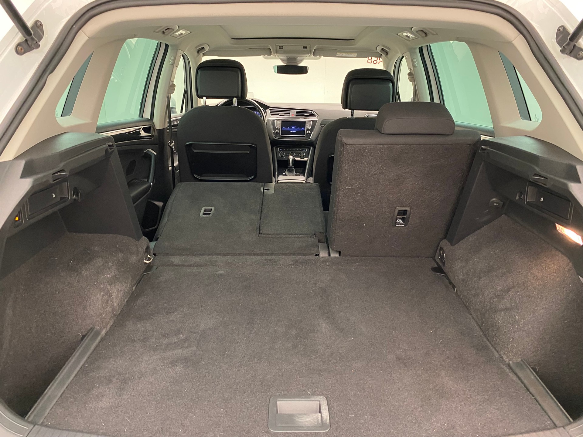 VW Tiguan 2.0 TDi Highline 4M-image-15