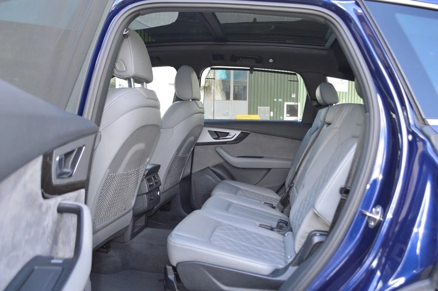 AUDI SQ7 4.0 TDI quattro tiptronic 7 Plätze I Panoramadach I Standheizung-image-8