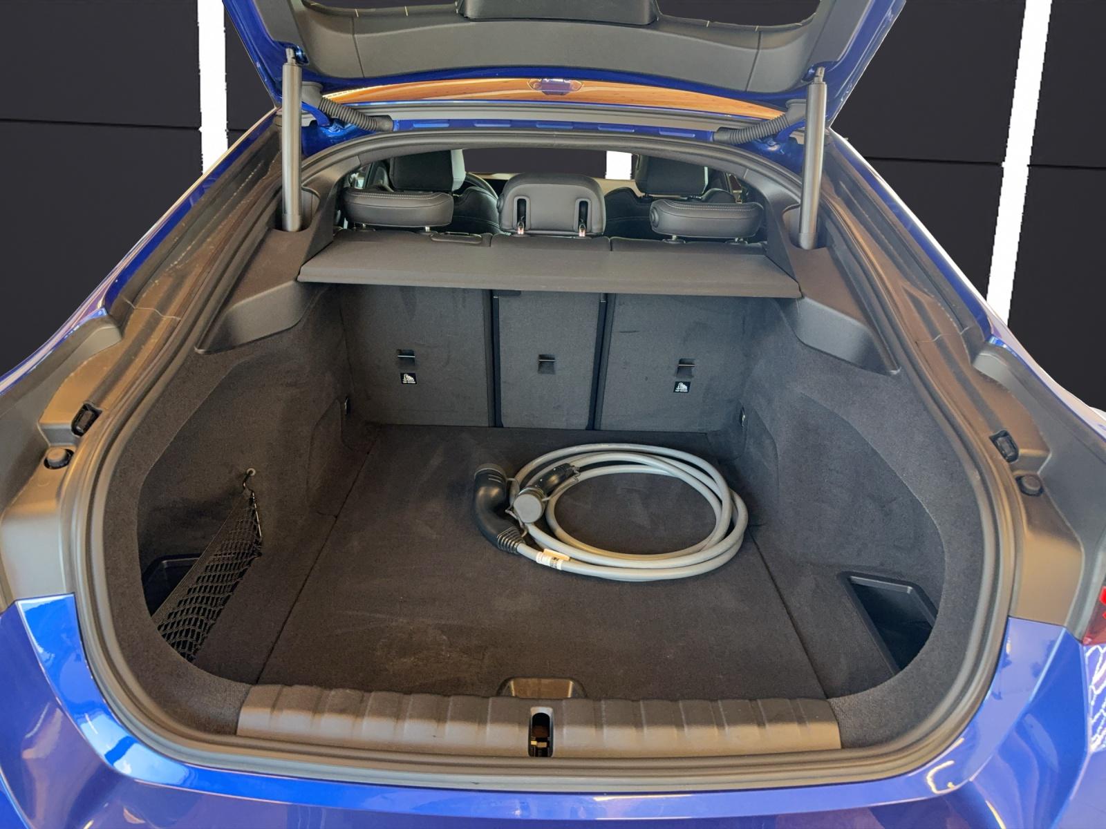 BMW i4 M50-image-12