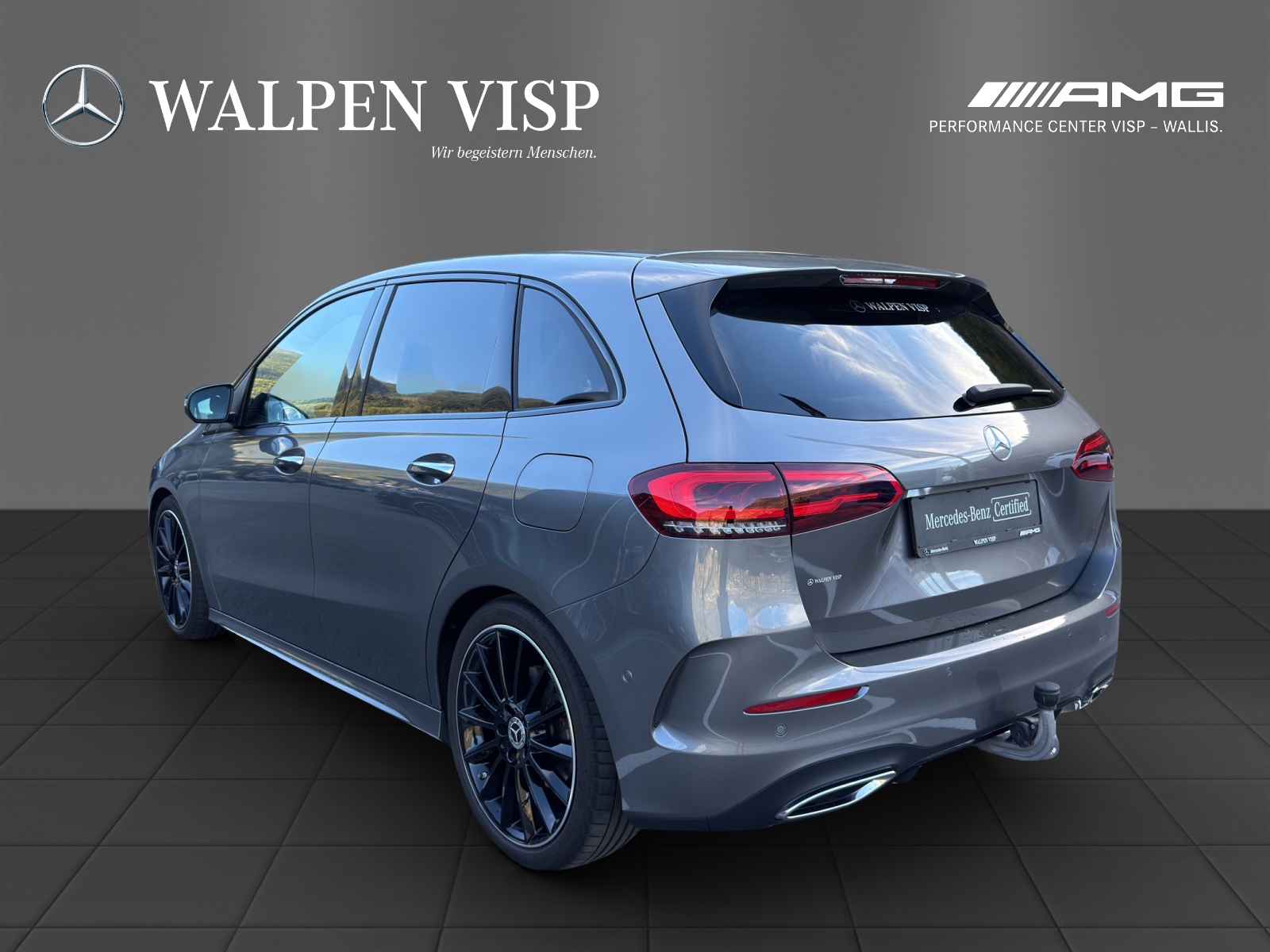 MERCEDES-BENZ B 200 d 4Matic AMG Line-showroom-element-3