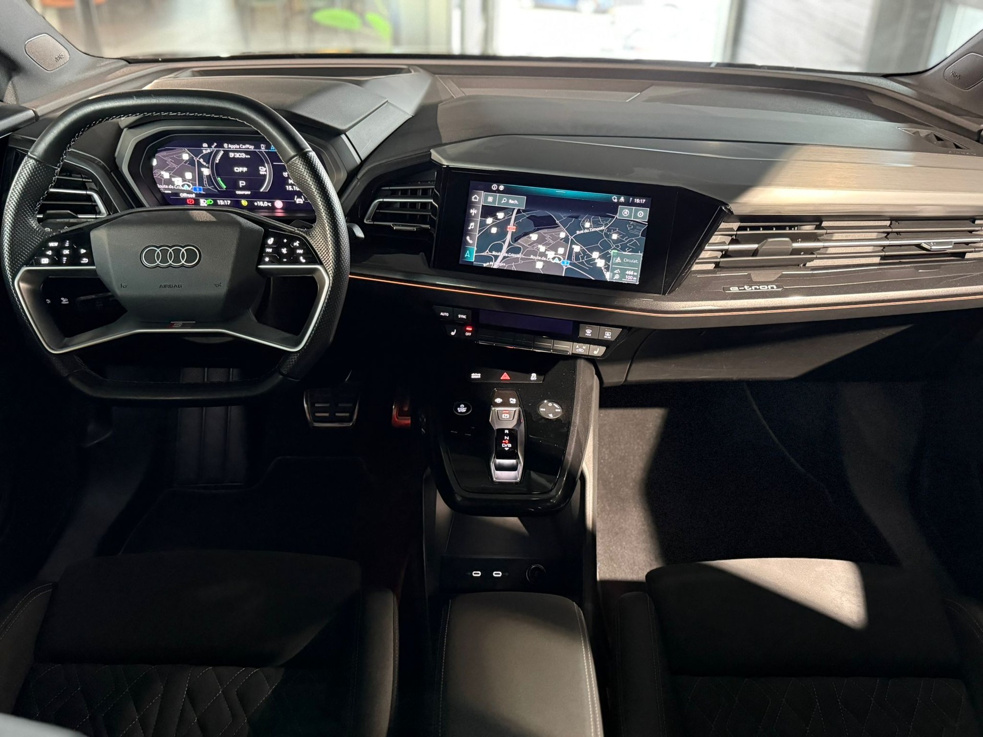 AUDI Q4 e-tron 40-image-8