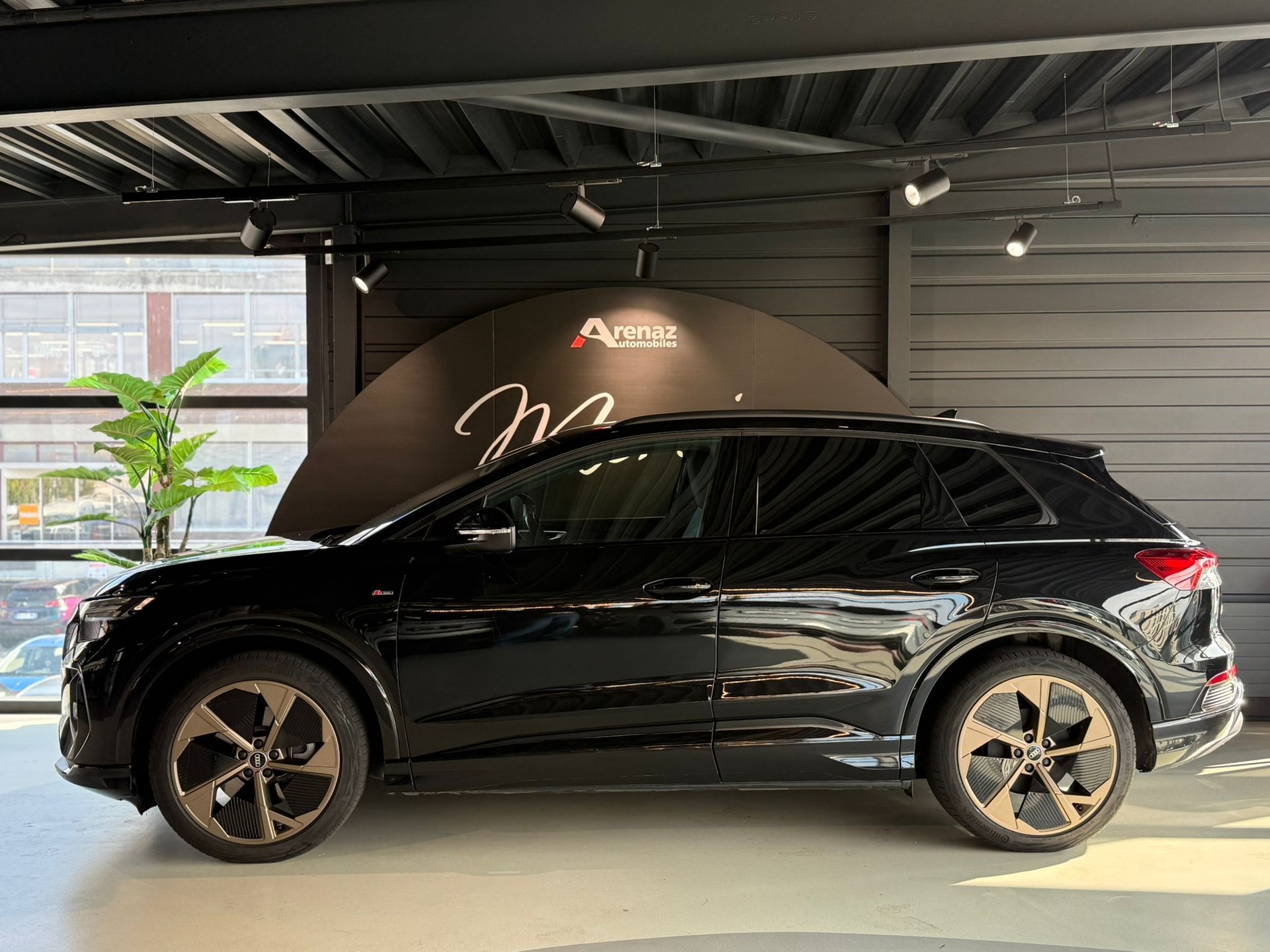 AUDI Q4 e-tron 40-image-1
