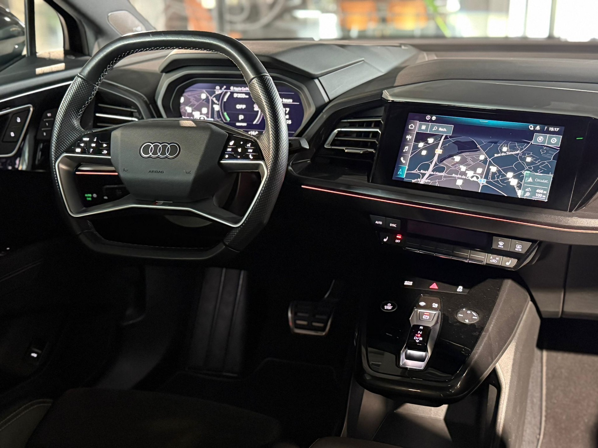 AUDI Q4 e-tron 40-image-9