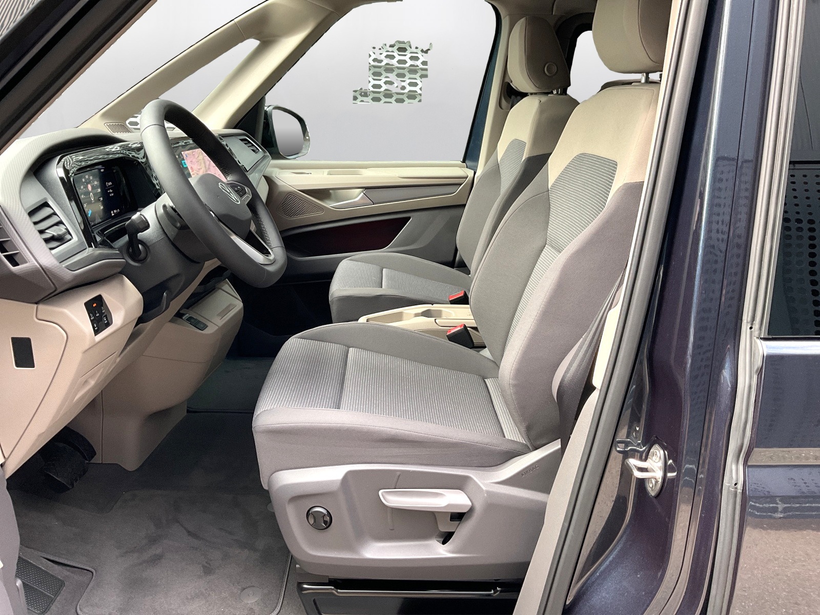 VW Multivan 1.5 eHybrid 4Motion DSG-image-9