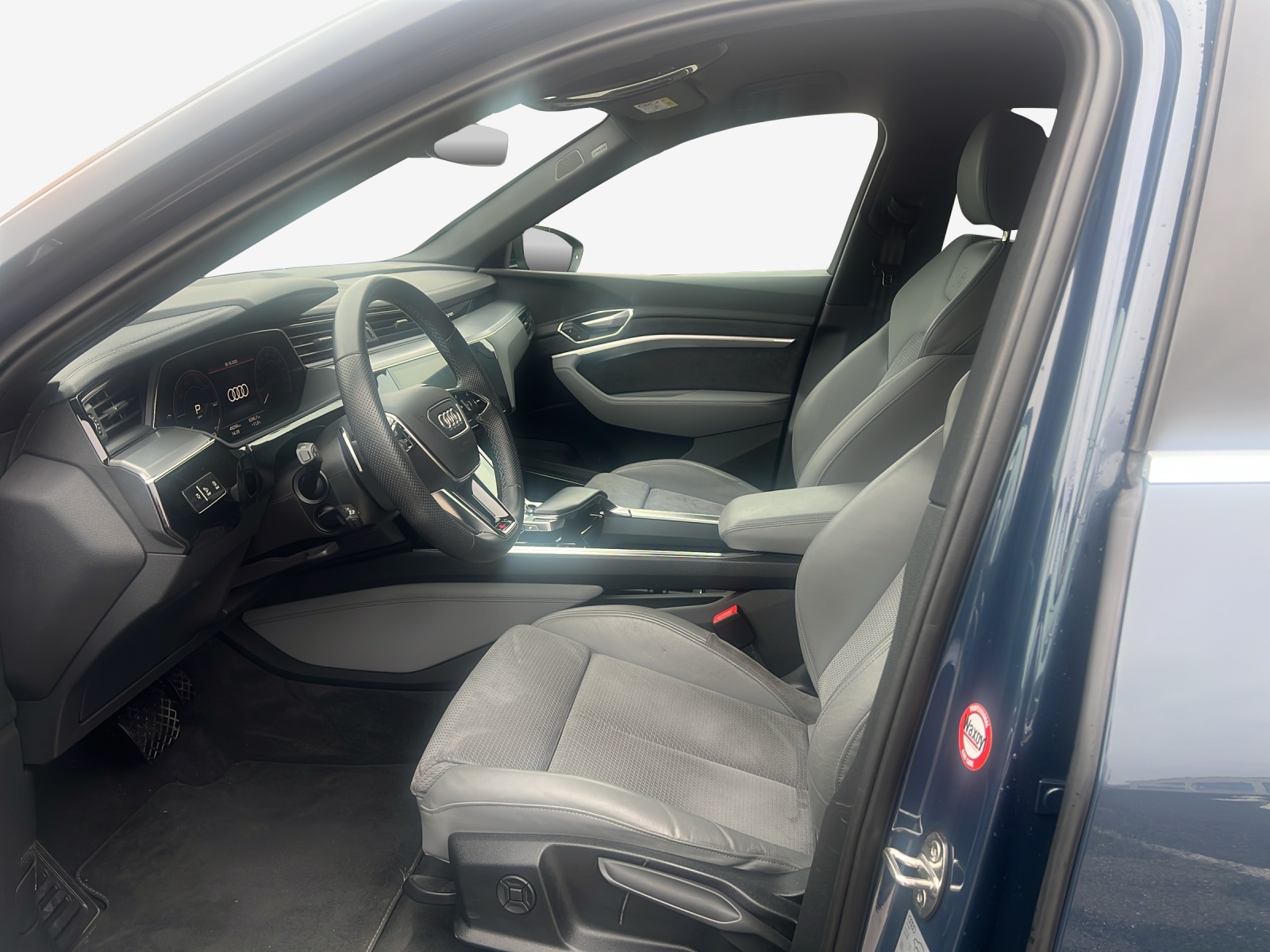 AUDI e-tron 50 Sportback S Line Attraction quattro-image-8