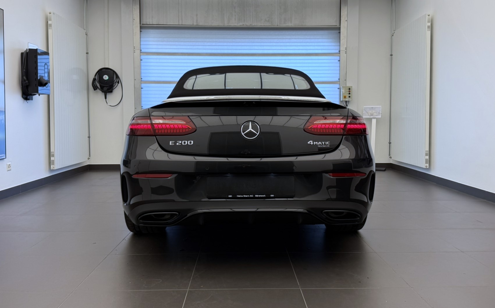 MERCEDES-BENZ E 200 Cabriolet 4Matic Avantgarde 9G-Tronic-image-21
