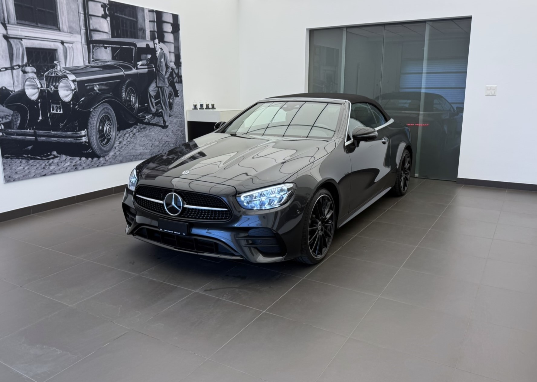 MERCEDES-BENZ E 200 Cabriolet 4Matic Avantgarde 9G-Tronic-image-0