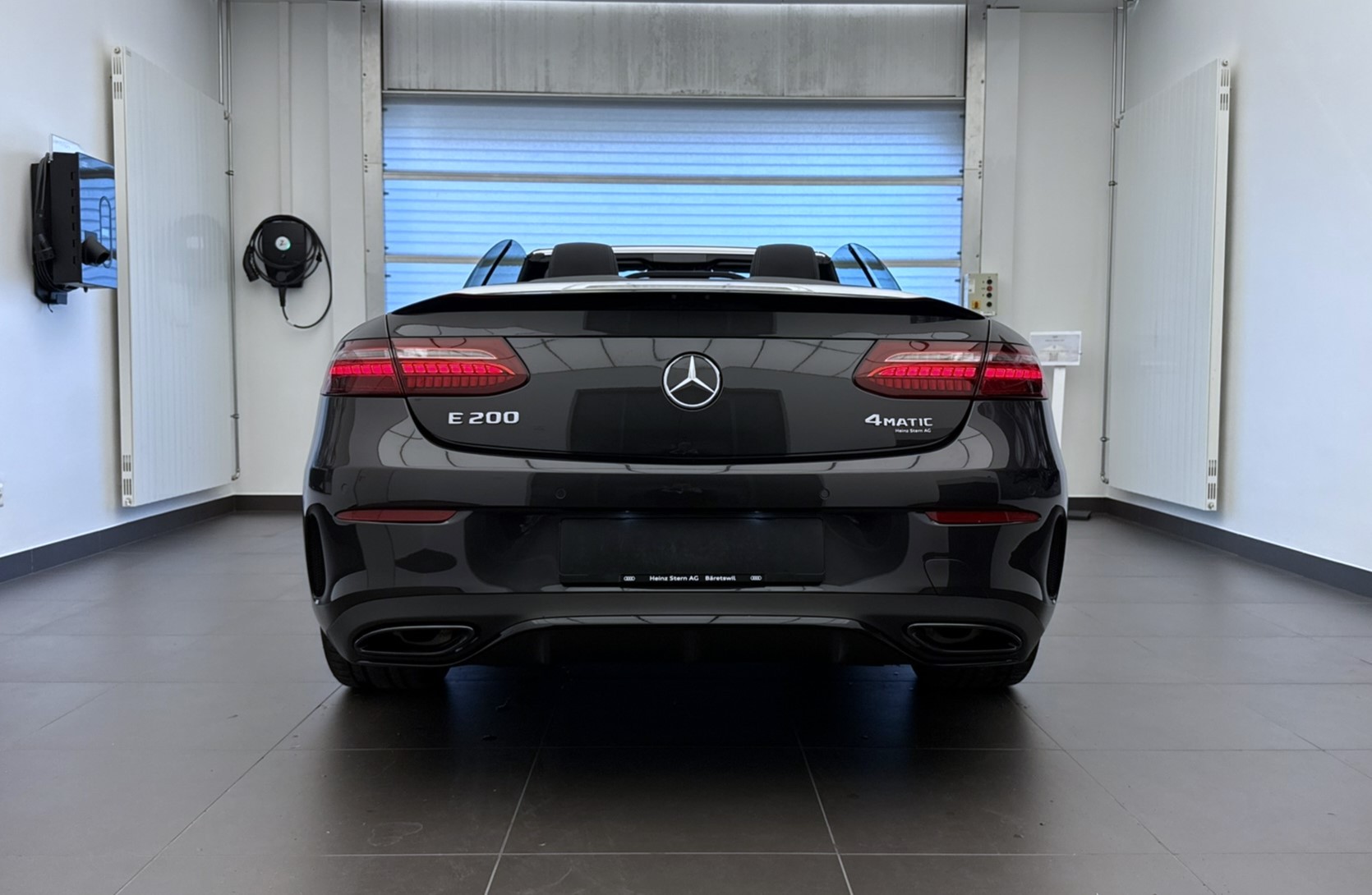 MERCEDES-BENZ E 200 Cabriolet 4Matic Avantgarde 9G-Tronic-image-22