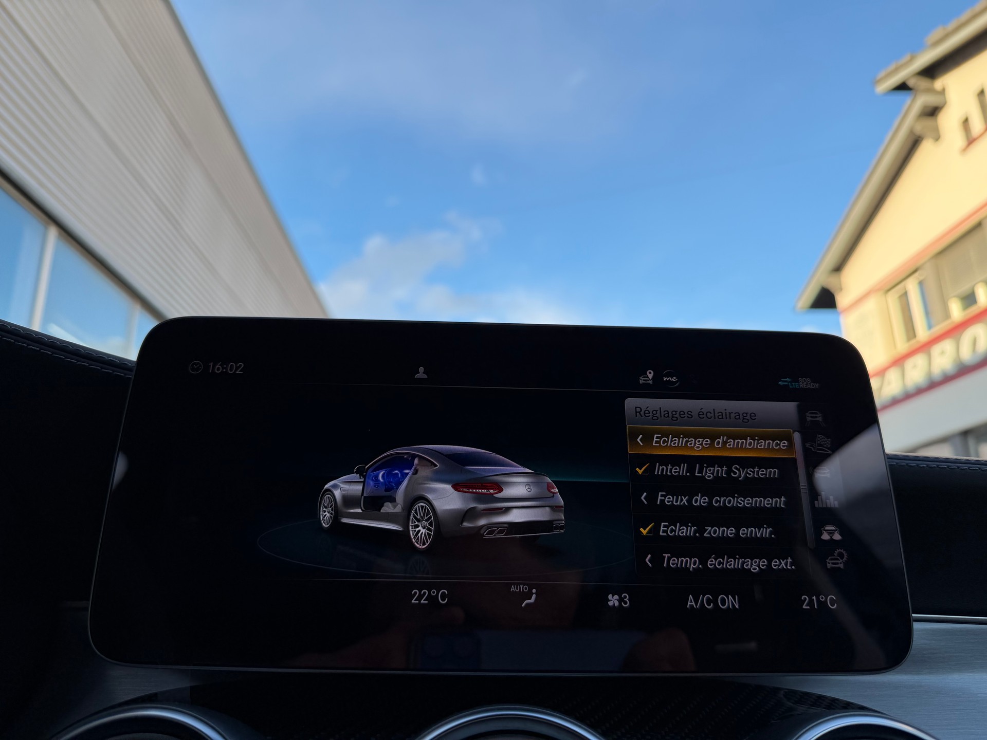 MERCEDES-BENZ C 63 S AMG 9G-tronic-image-14