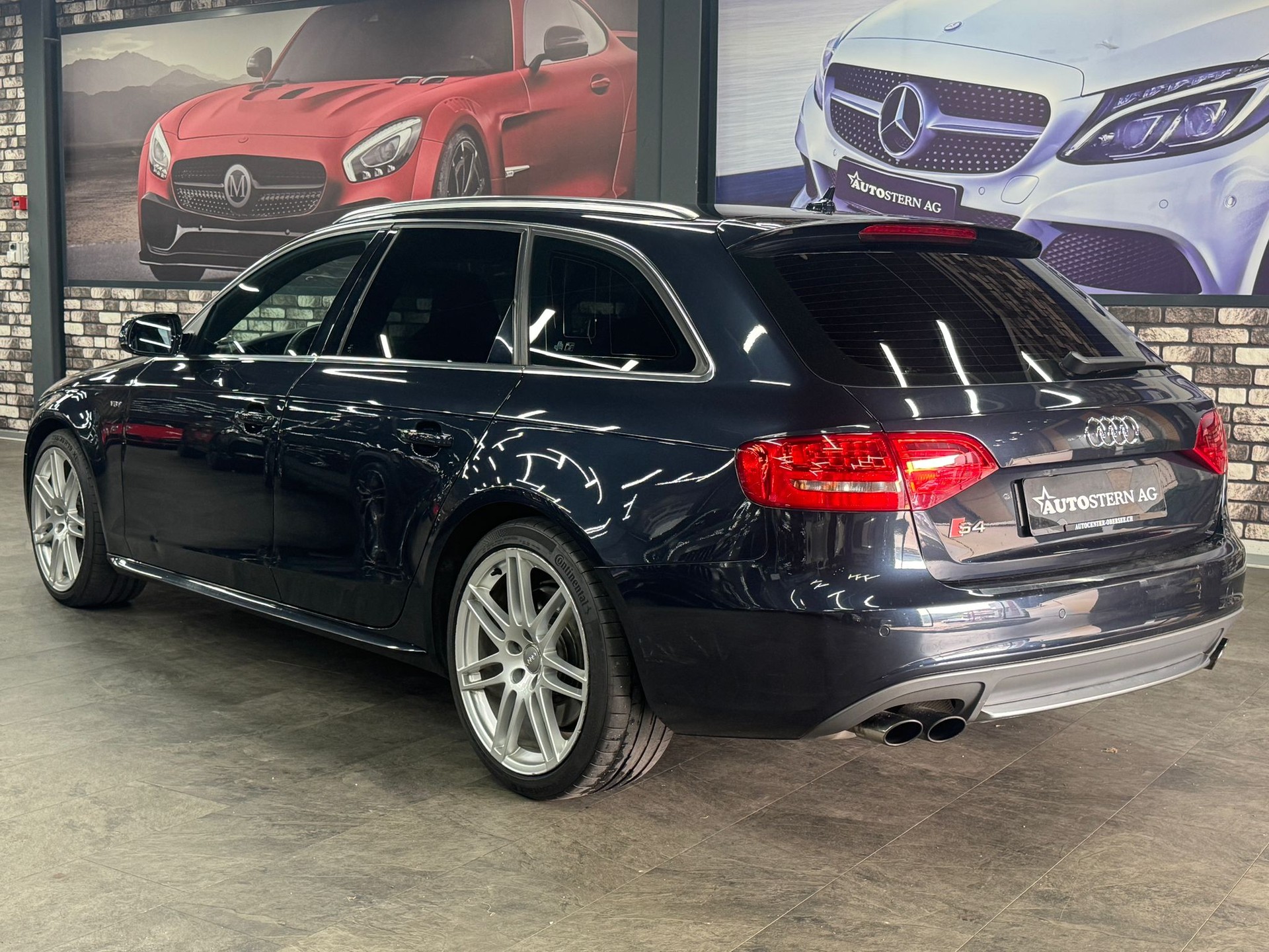 AUDI S4 Avant 3.0 TFSI quattro S-tronic-image-5