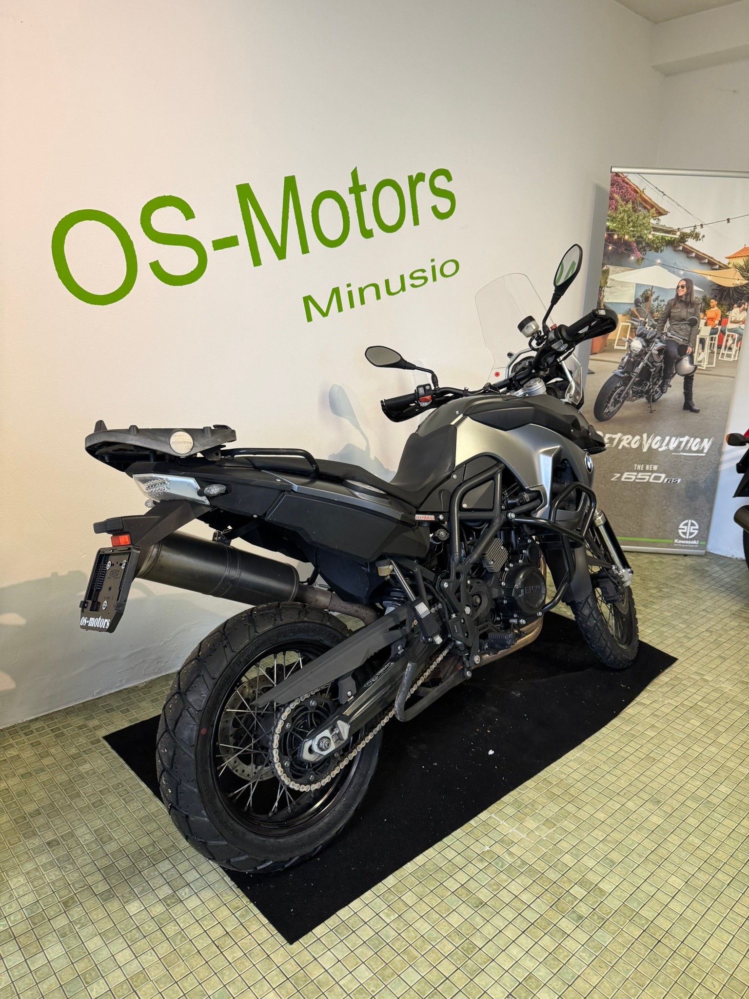 BMW F 800 GS-image-1