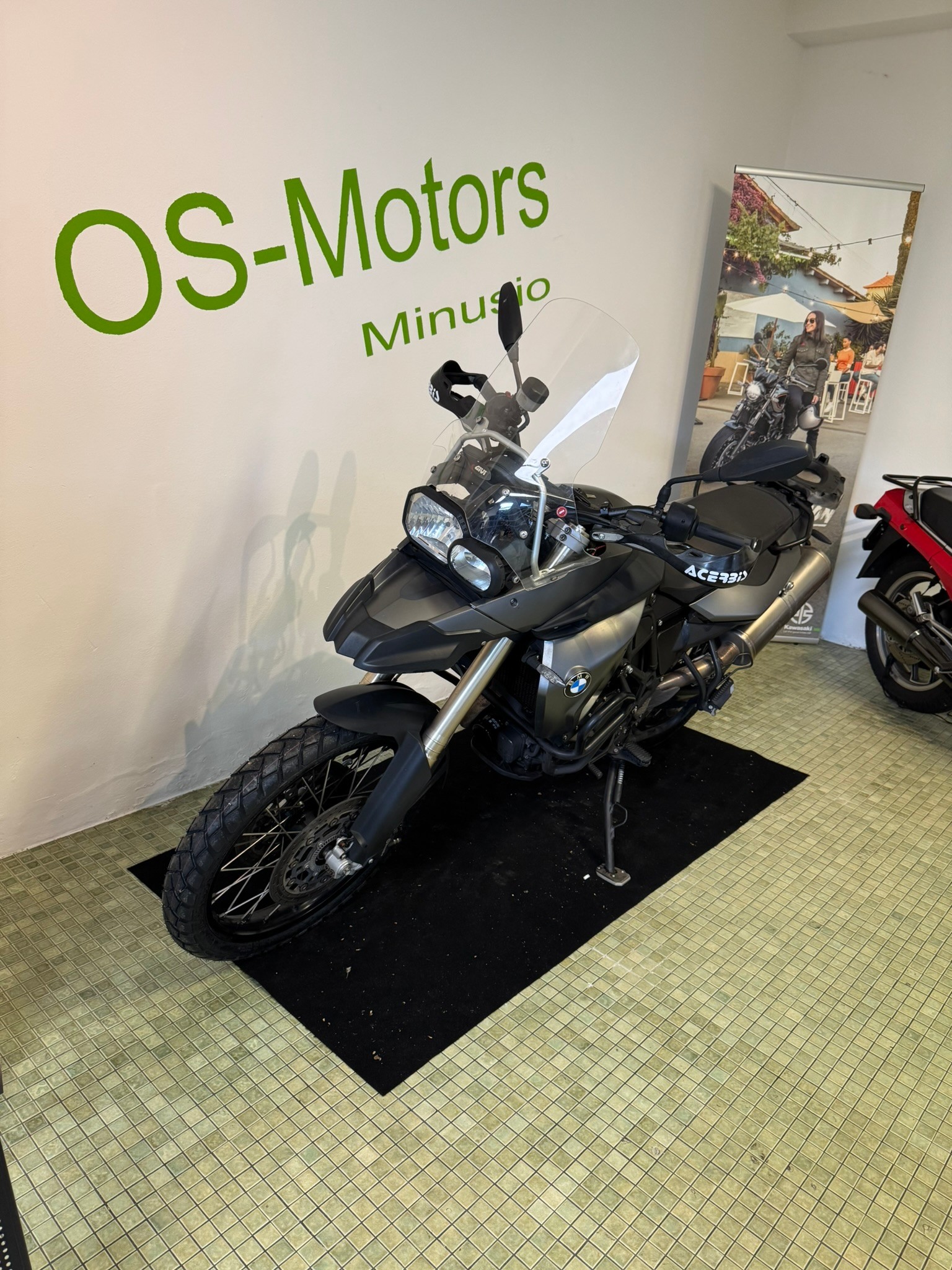 BMW F 800 GS-image-3