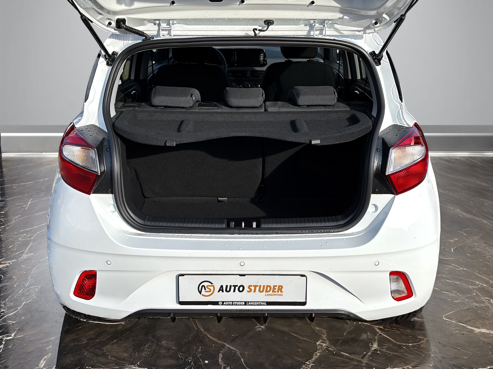 HYUNDAI i10 1.2 Amplia-image-6