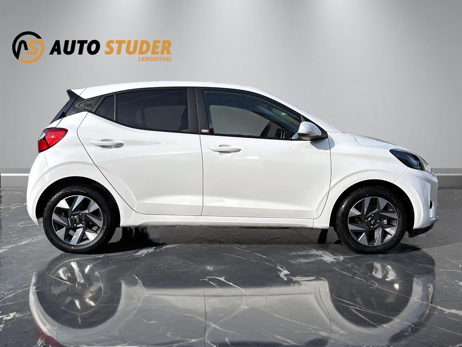 HYUNDAI i10 1.2 Amplia-image-3