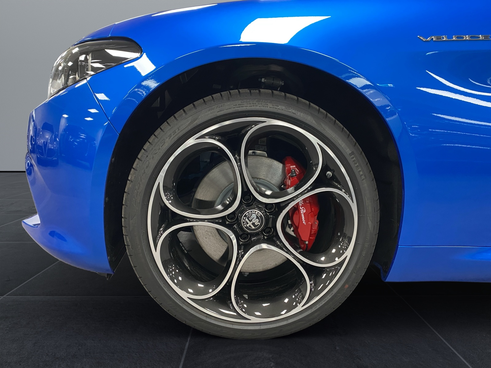 ALFA ROMEO Giulia 2.0 Q4 280 Veloce P-image-7