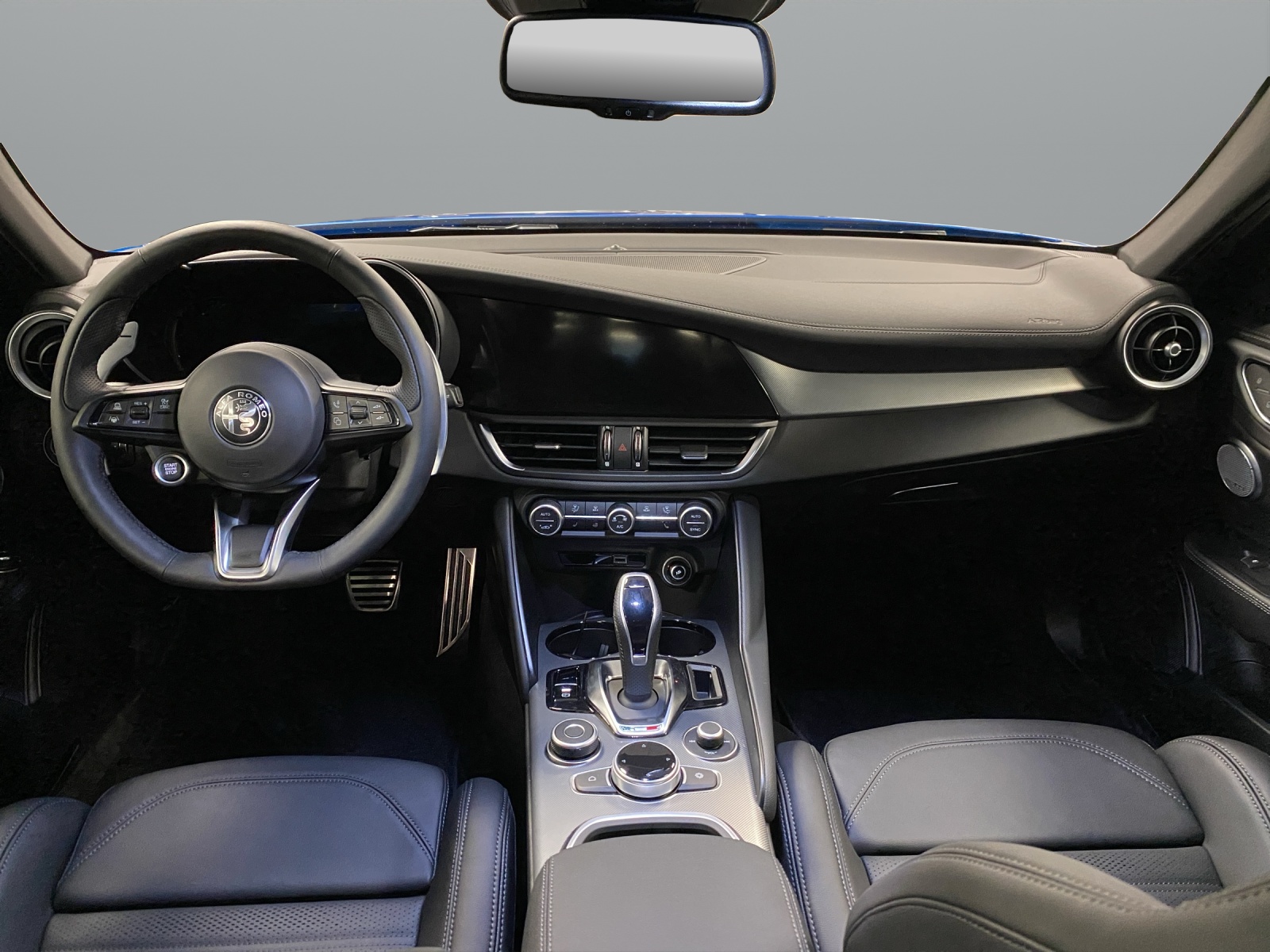 ALFA ROMEO Giulia 2.0 Q4 280 Veloce P-image-9