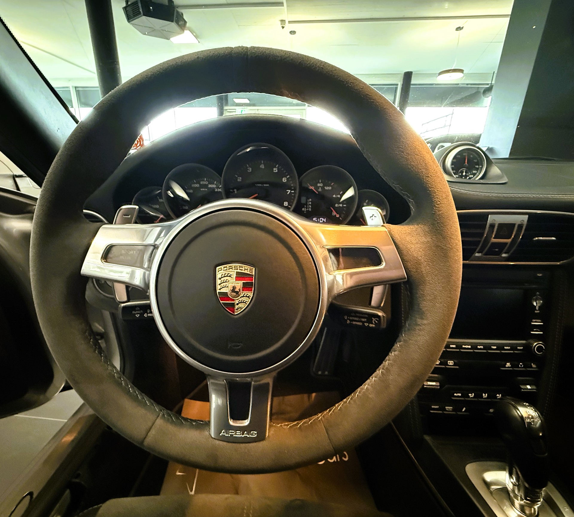 PORSCHE 911 Carrera GTS PDK-image-18