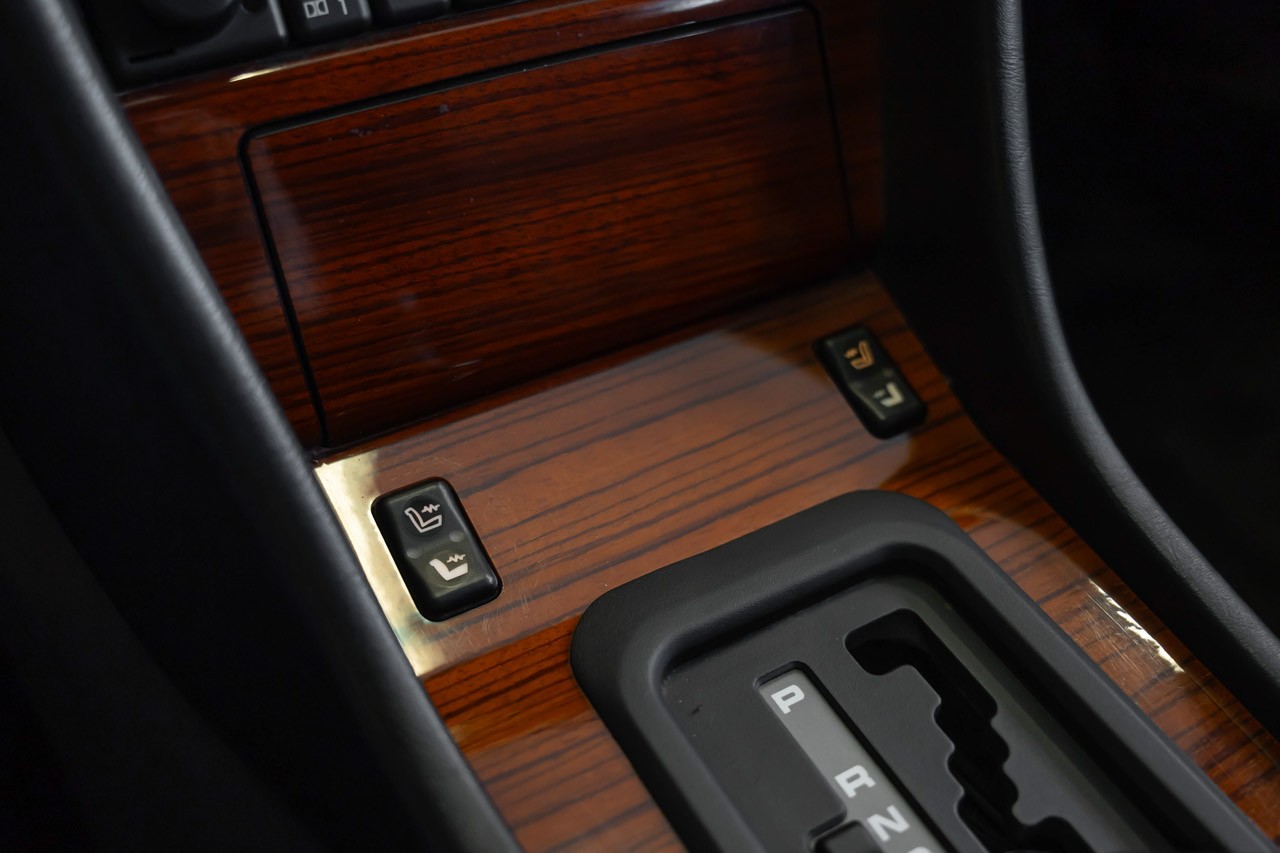 MERCEDES-BENZ E 220 T Business Automatic-image-26