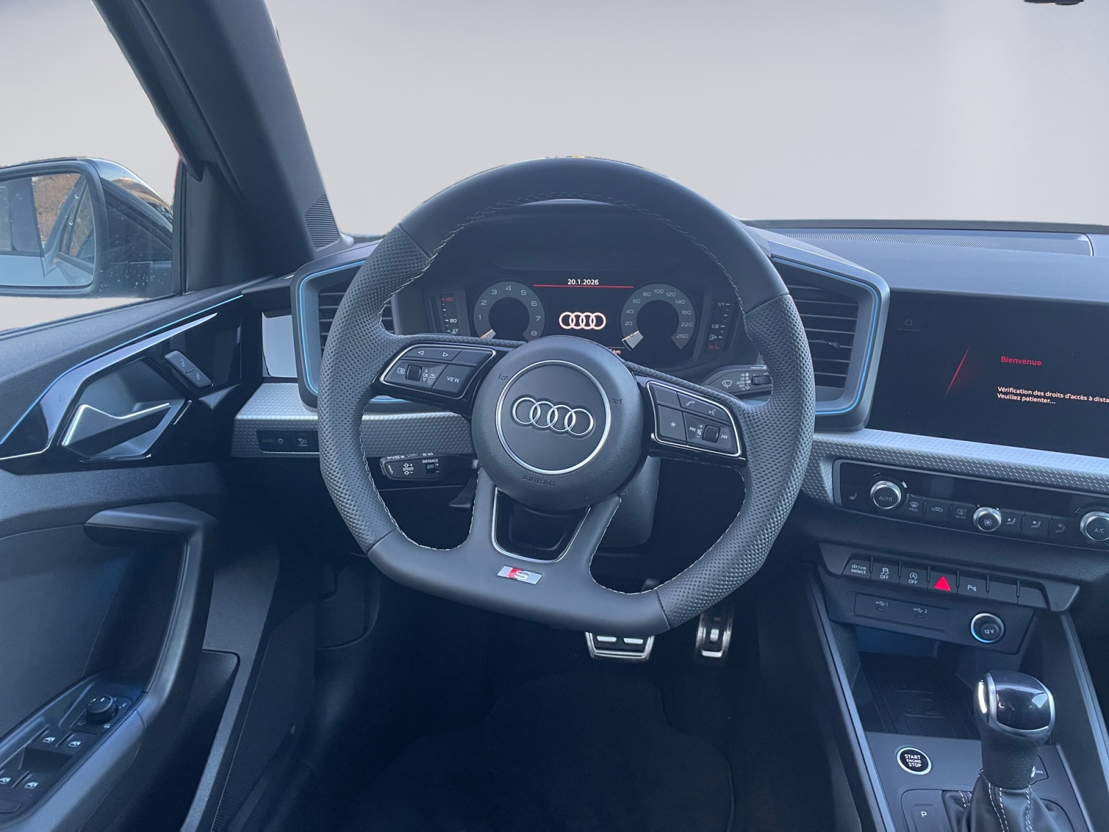 AUDI A1 Sportback 30 TFSI S Line Attraction S-tronic-image-11