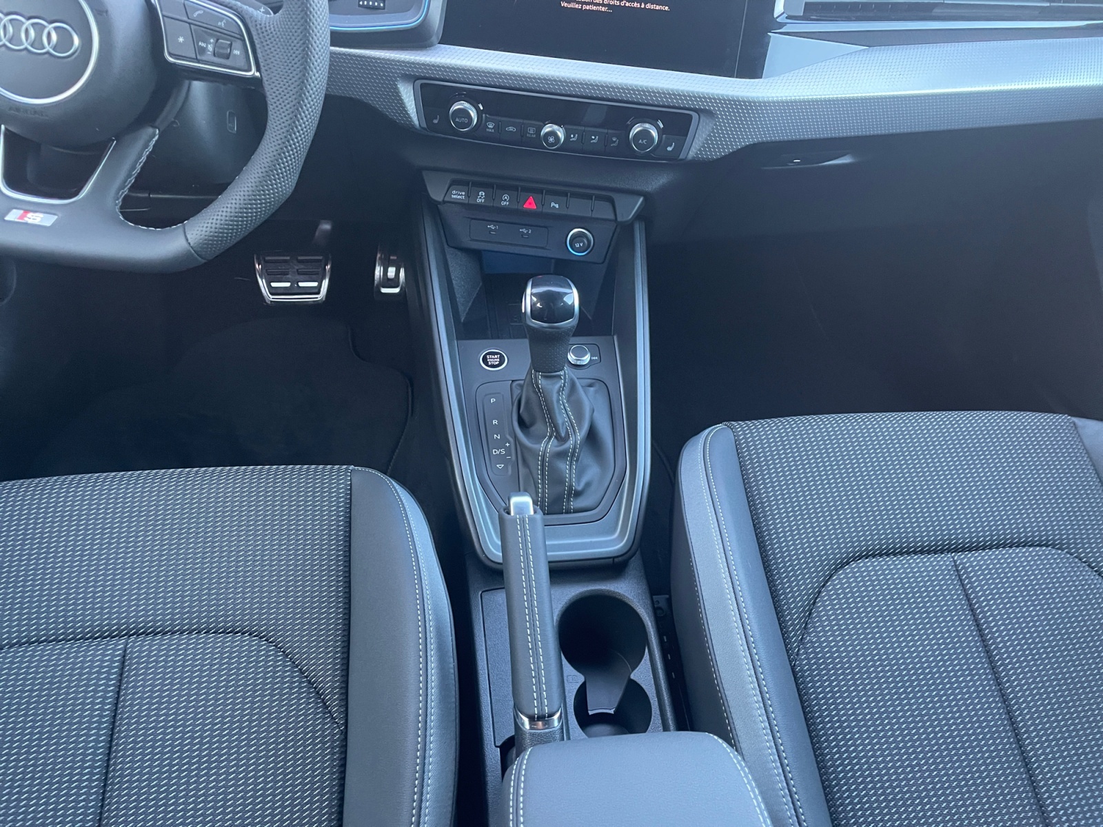 AUDI A1 Sportback 30 TFSI S Line Attraction S-tronic-image-10