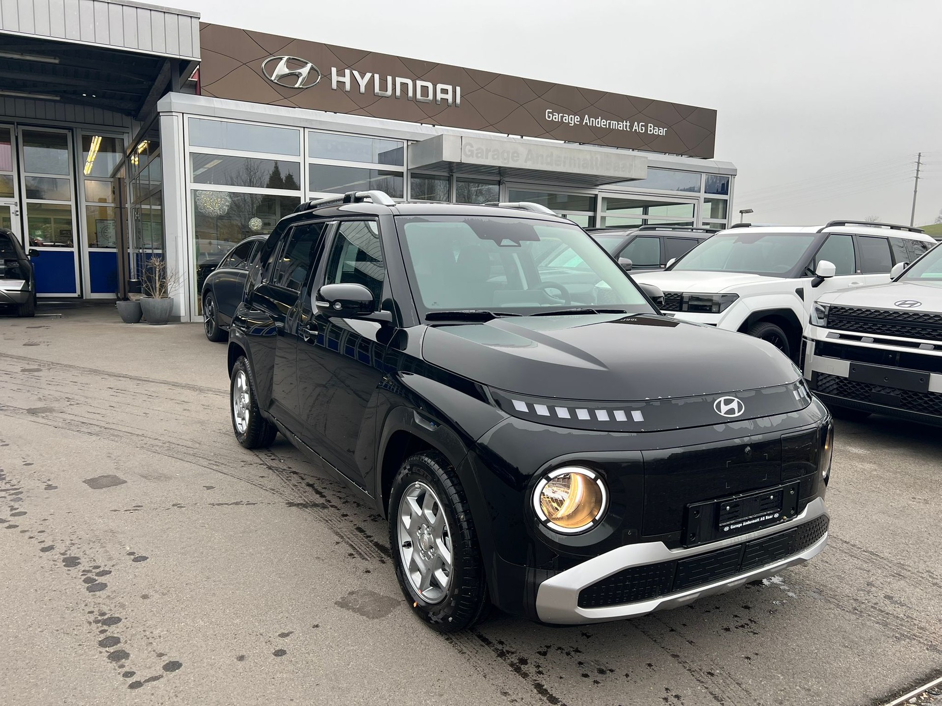 HYUNDAI Inster 49kWh Amplia-image-0
