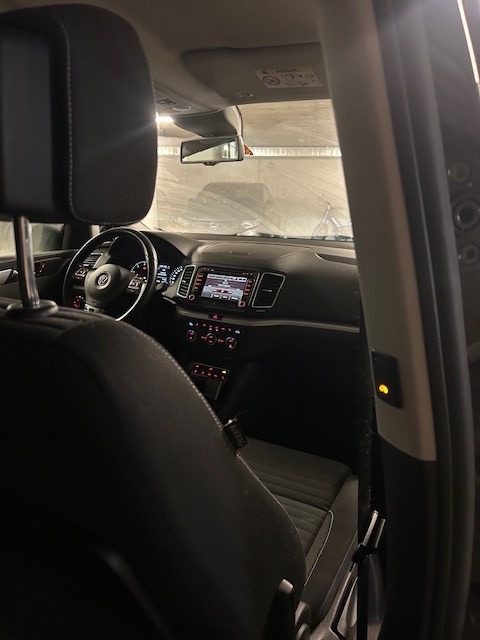 VW Sharan 2.0 TDI BlueMotion Technology Cup-image-2