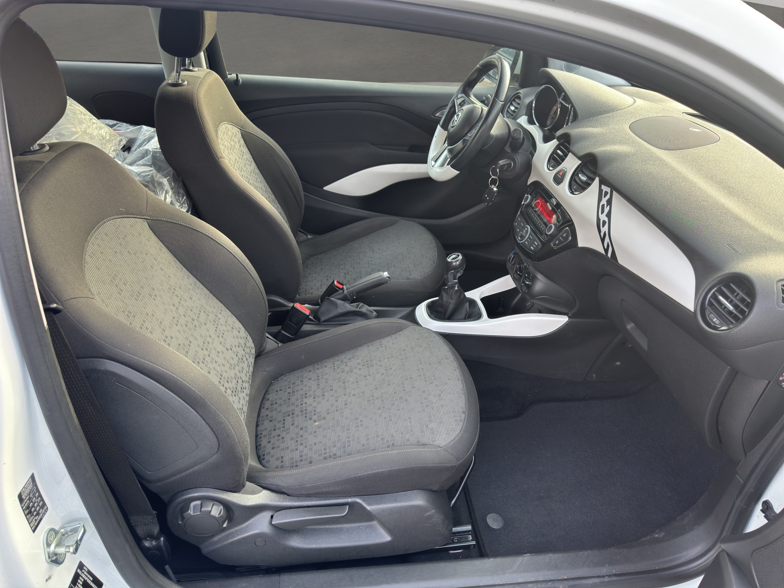 OPEL Adam 1.4 ecoFLEX White Link-image-12