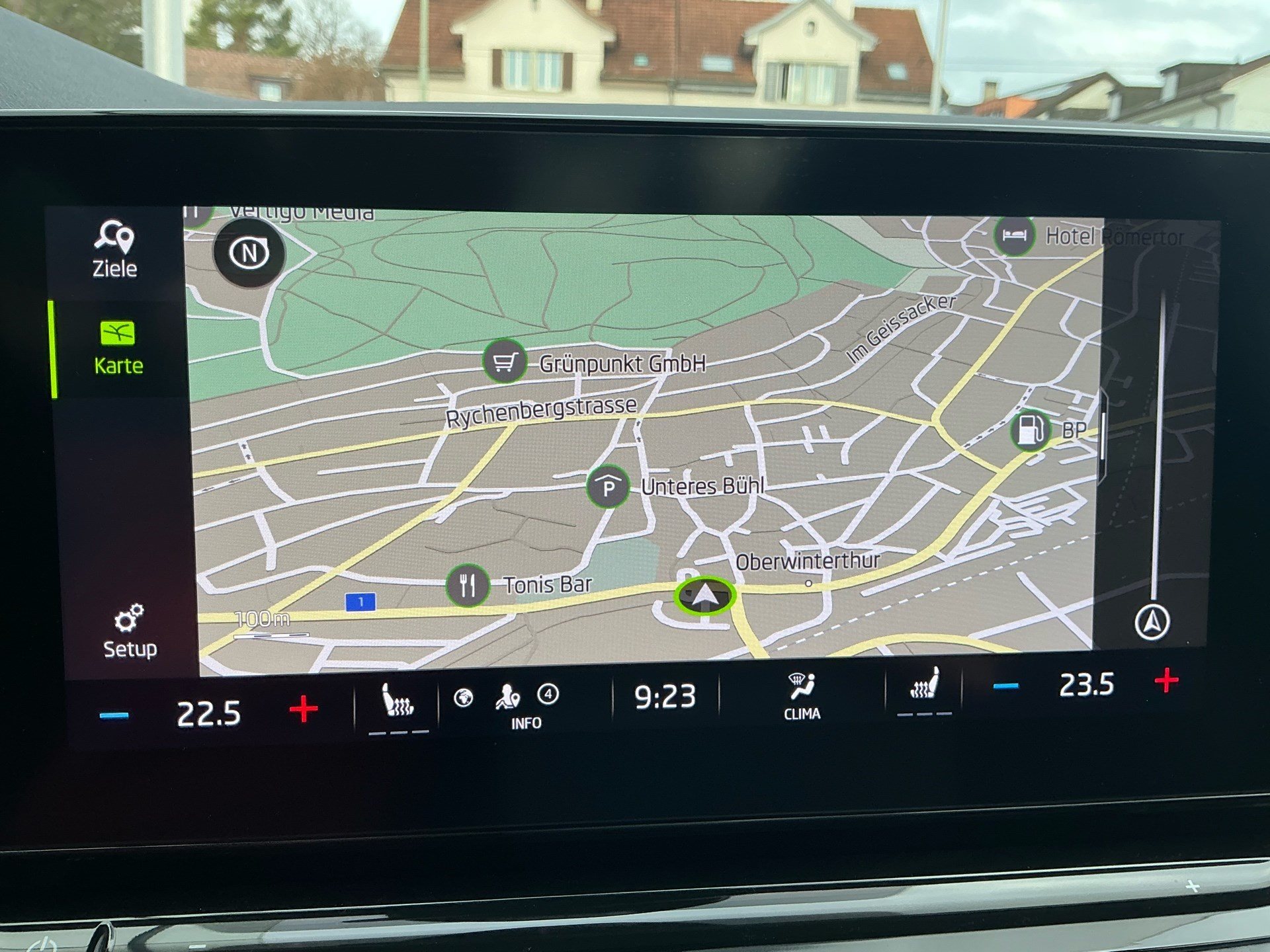 SKODA Octavia Combi RS 4x4 *** TOPAUSSTATTUNG ***-image-14