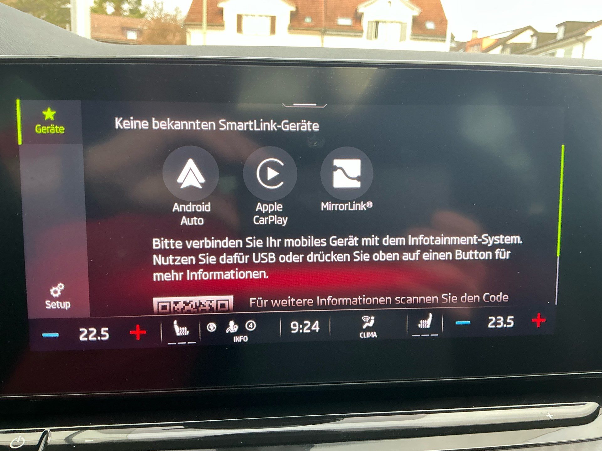 SKODA Octavia Combi RS 4x4 *** TOPAUSSTATTUNG ***-image-16