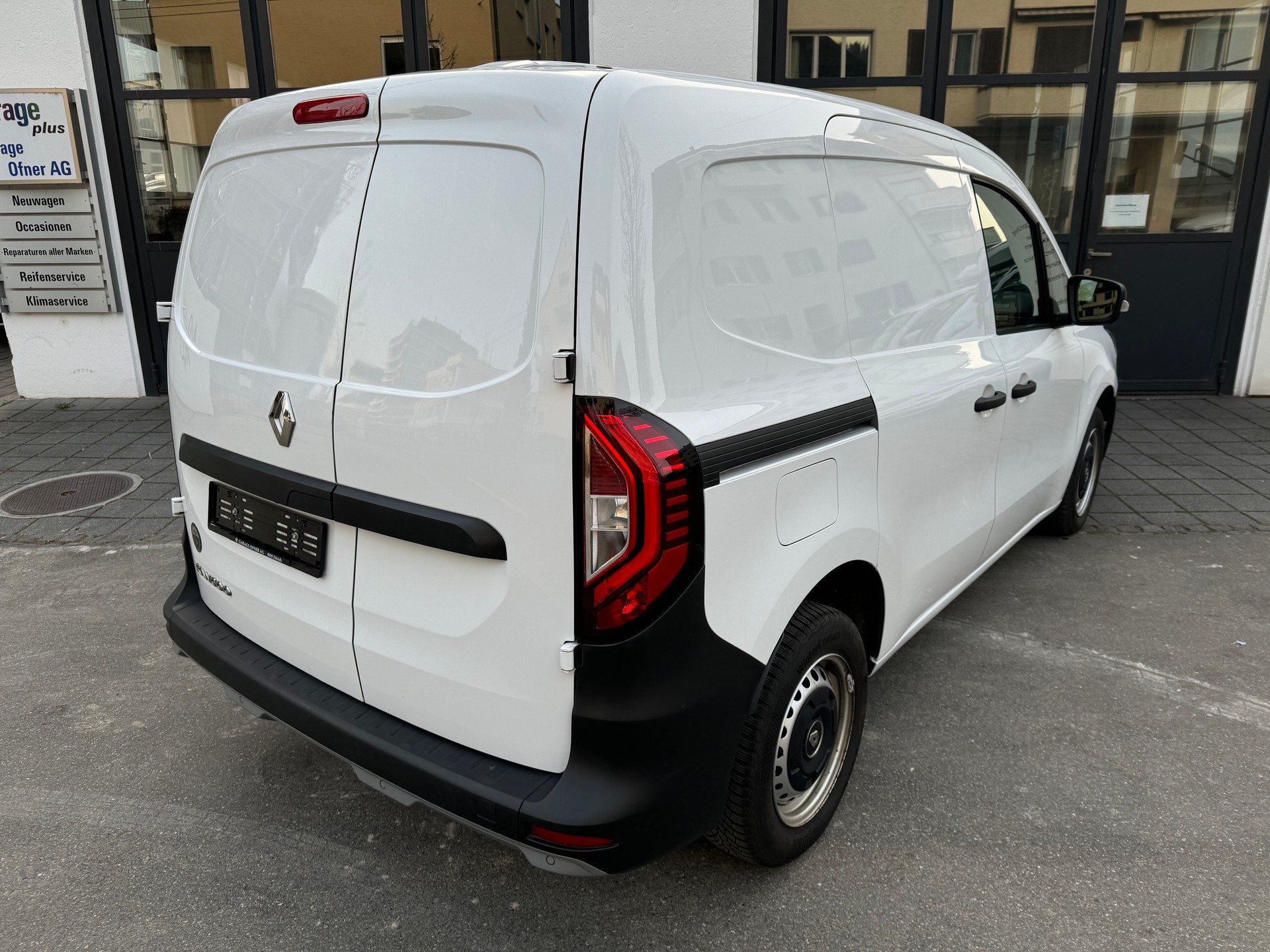 RENAULT Kangoo Van 1.3TCe Standard 130 PF Extra-image-5