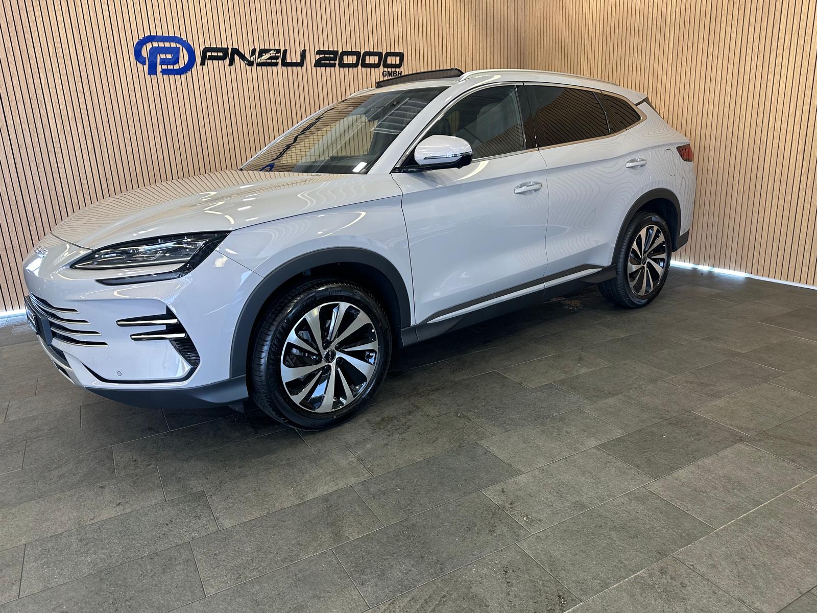 BYD Seal U DM-i Design AWD *Nardo Grey*-image-21