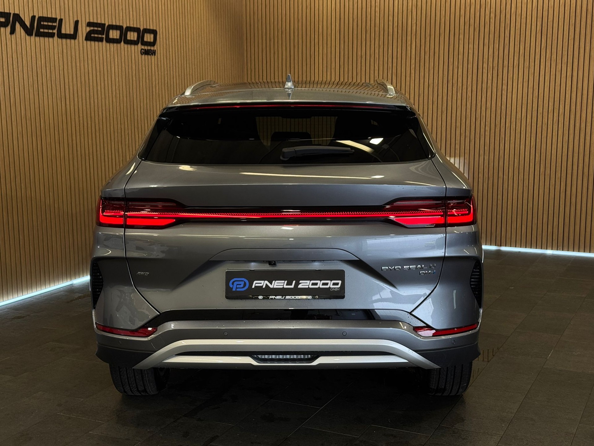 BYD Seal U DM-i Design AWD-image-3