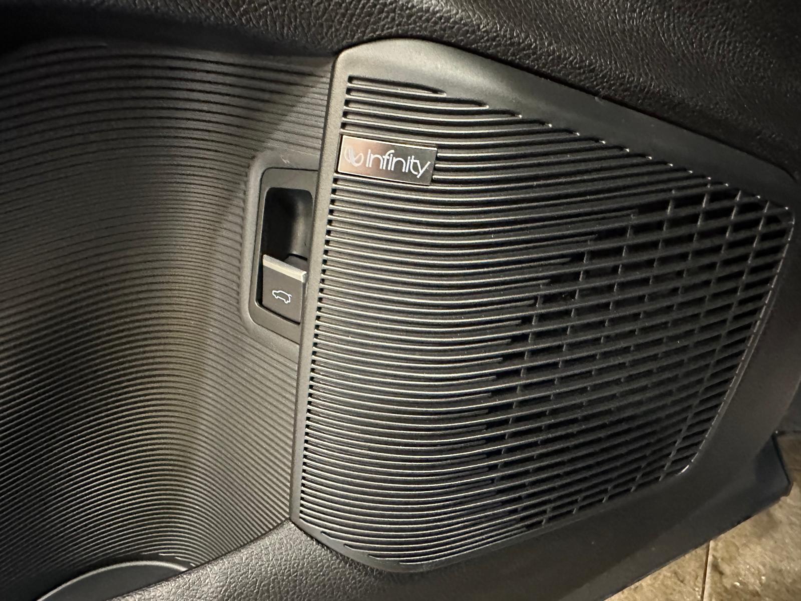 BYD Seal U DM-i Design AWD *Nardo Grey*-image-16