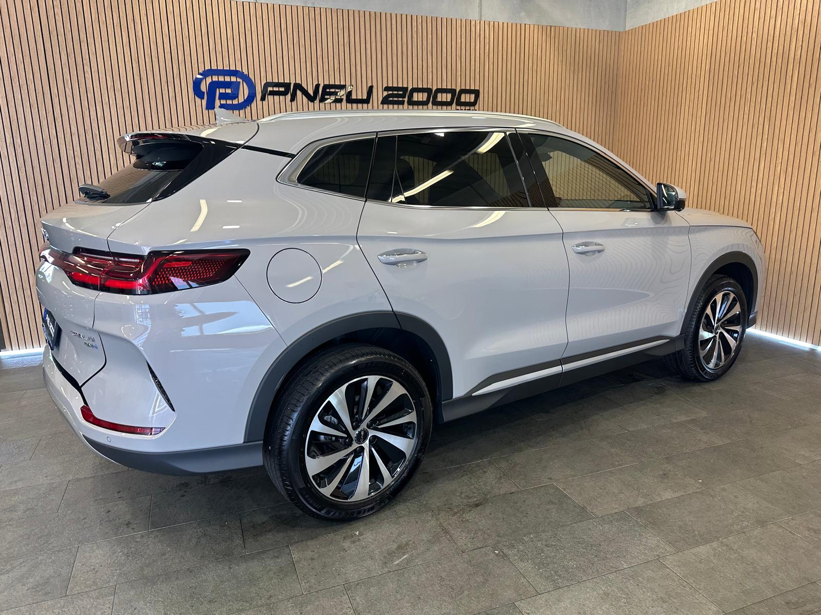 BYD Seal U DM-i Design AWD *Nardo Grey*-image-1