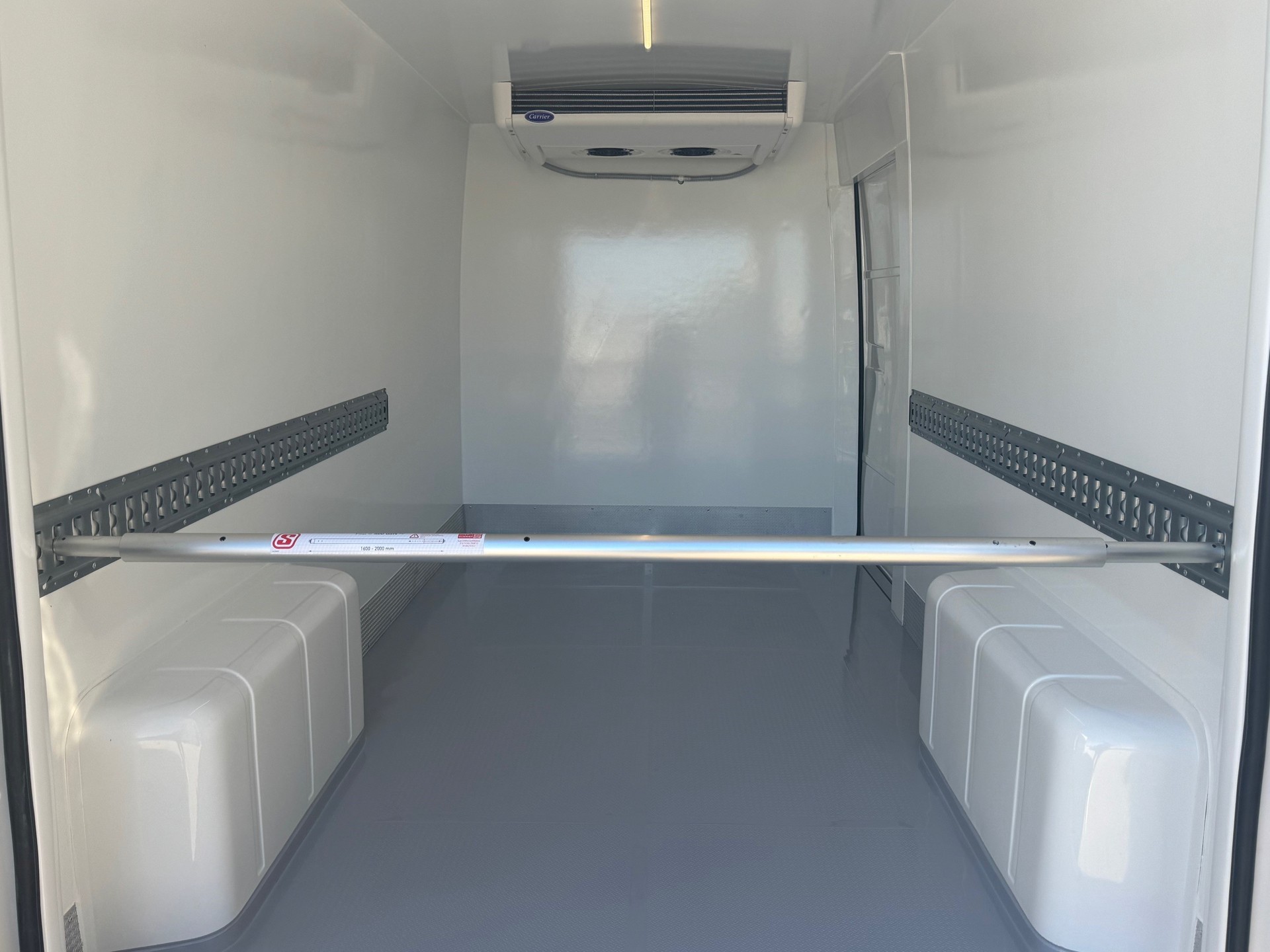 CITROEN L3H2 Automat 180Ps mit Carrier 350 TK-Kühlausbau und Anhängerkupplung u.s.w-image-3