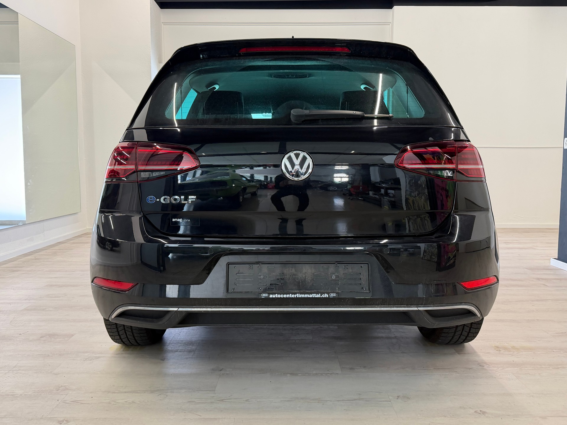VW e-Golf-image-11