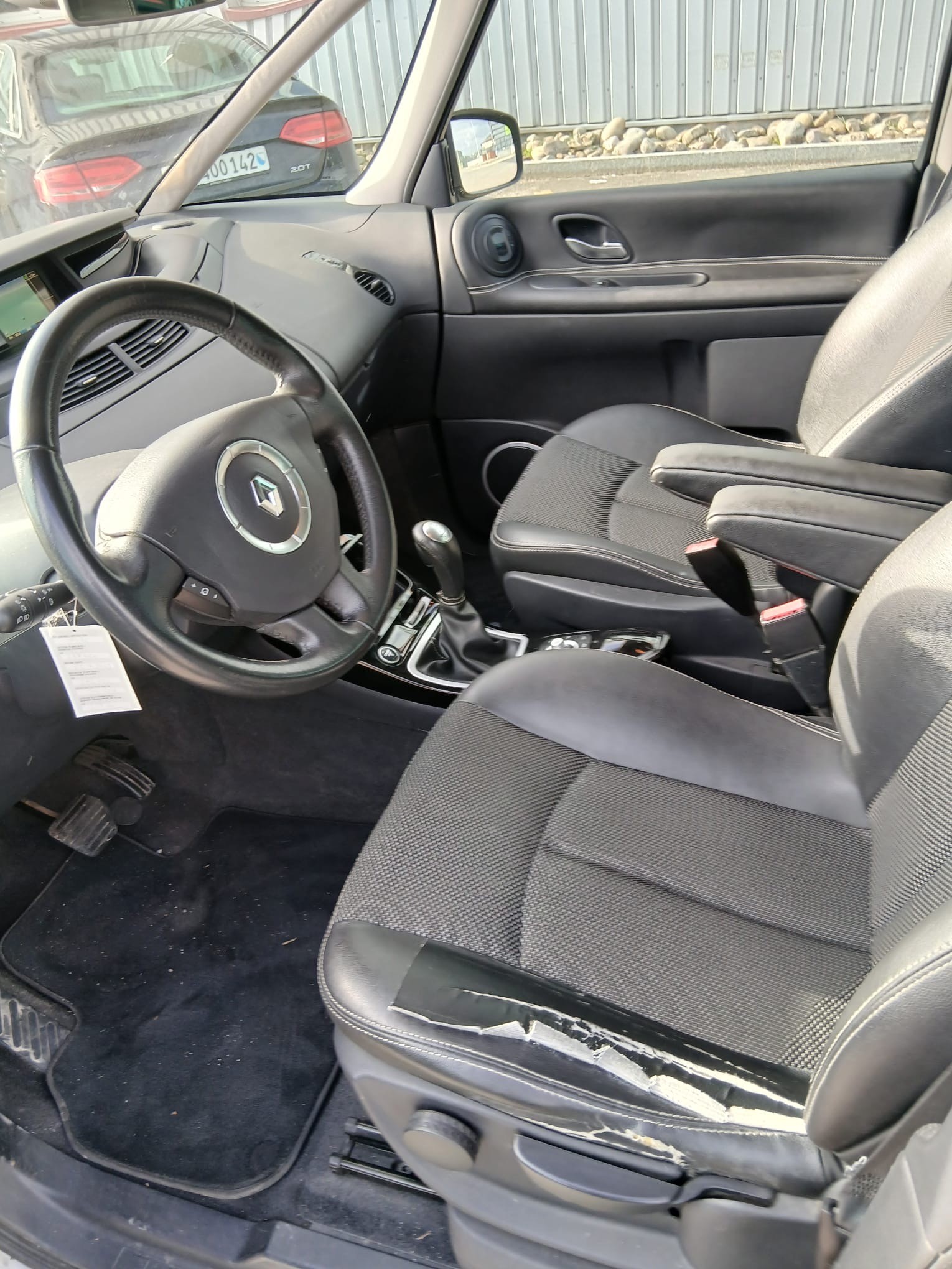 RENAULT Grand Espace 2.0 dCi Swiss Edition Automatic /078 921 32 97 bitte hier melden-image-5
