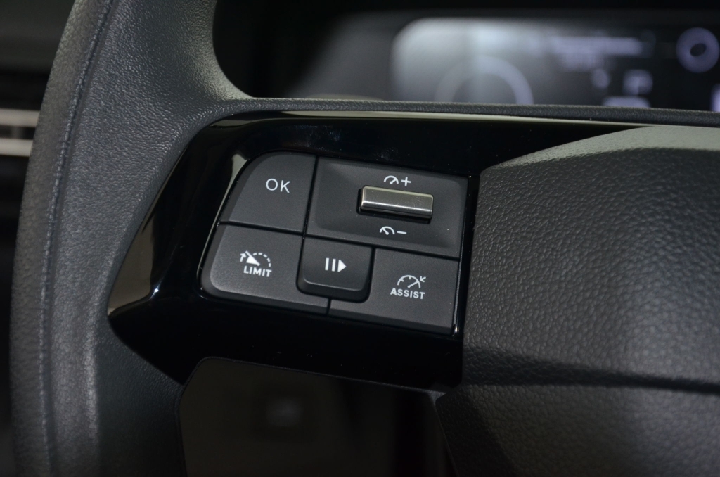 TOYOTA Proace City Van EV Advanced Long L2-image-17