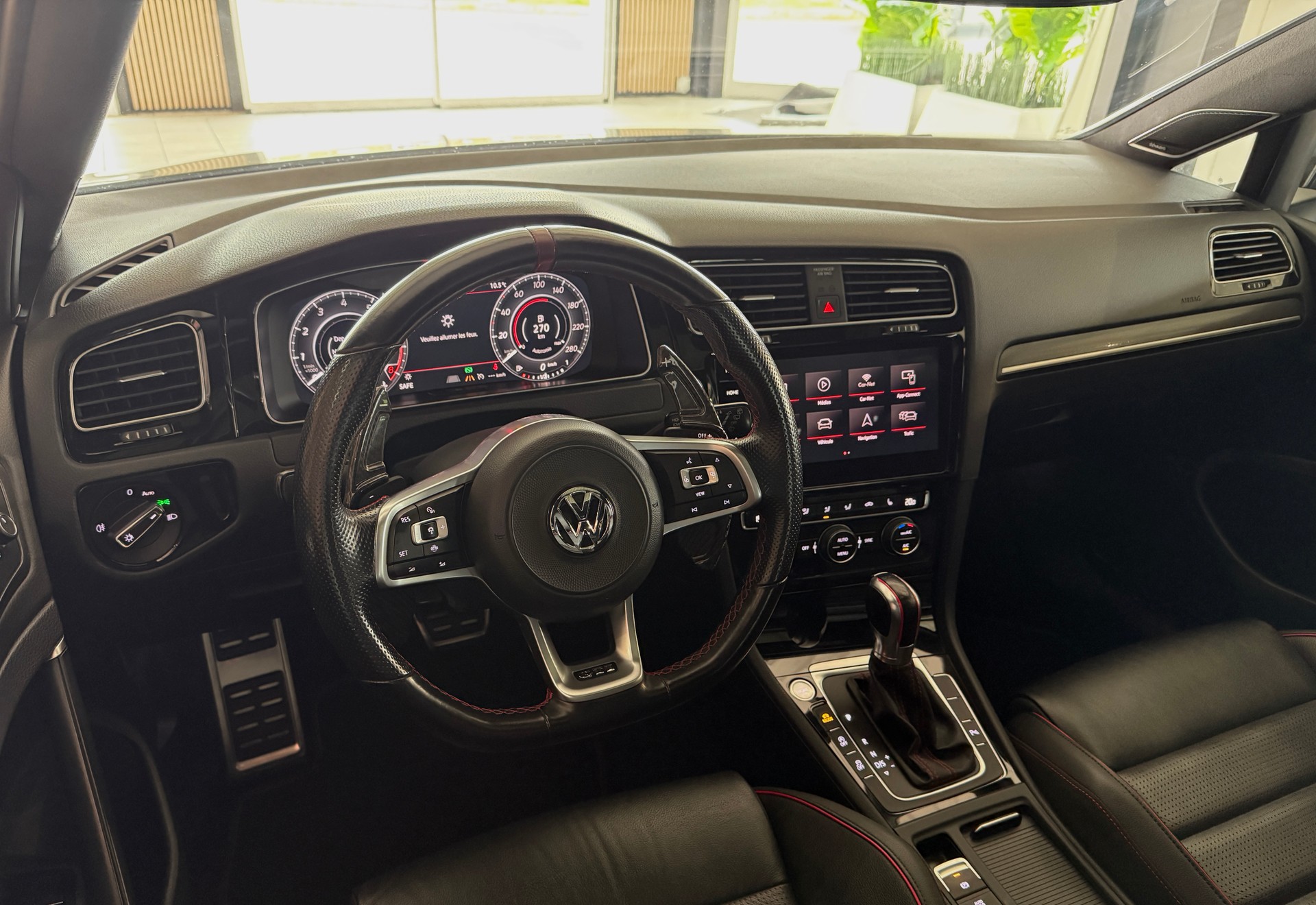 VW Golf 2.0 TSI GTI TCR DSG-image-6