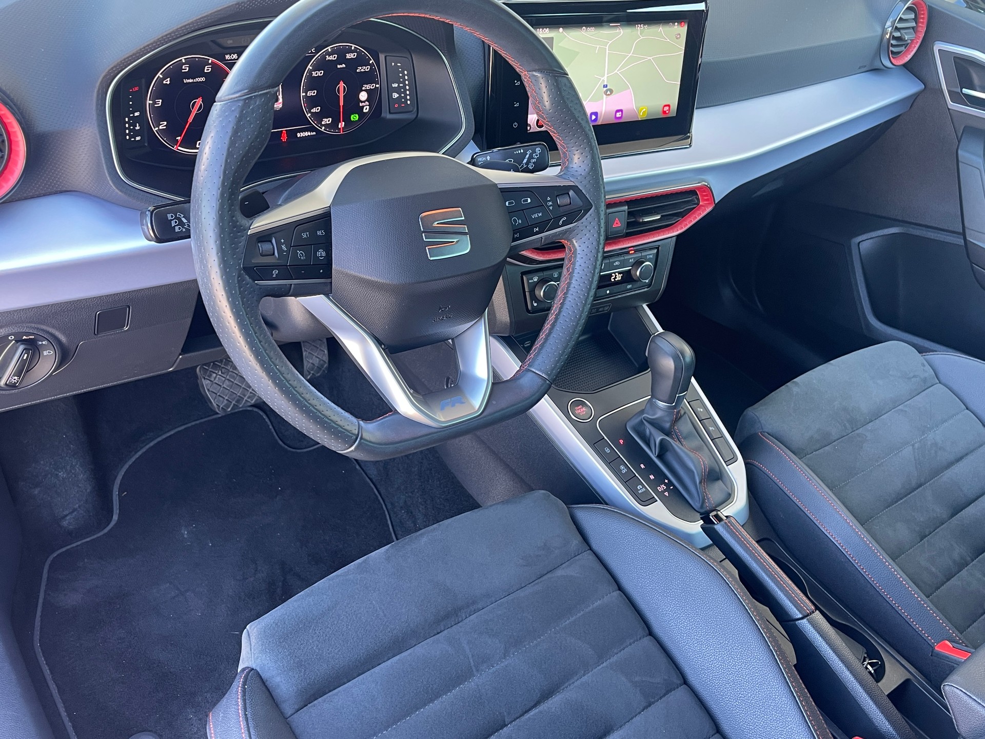 SEAT Arona 1.0 TSI Eco Hola FR DSG-image-10